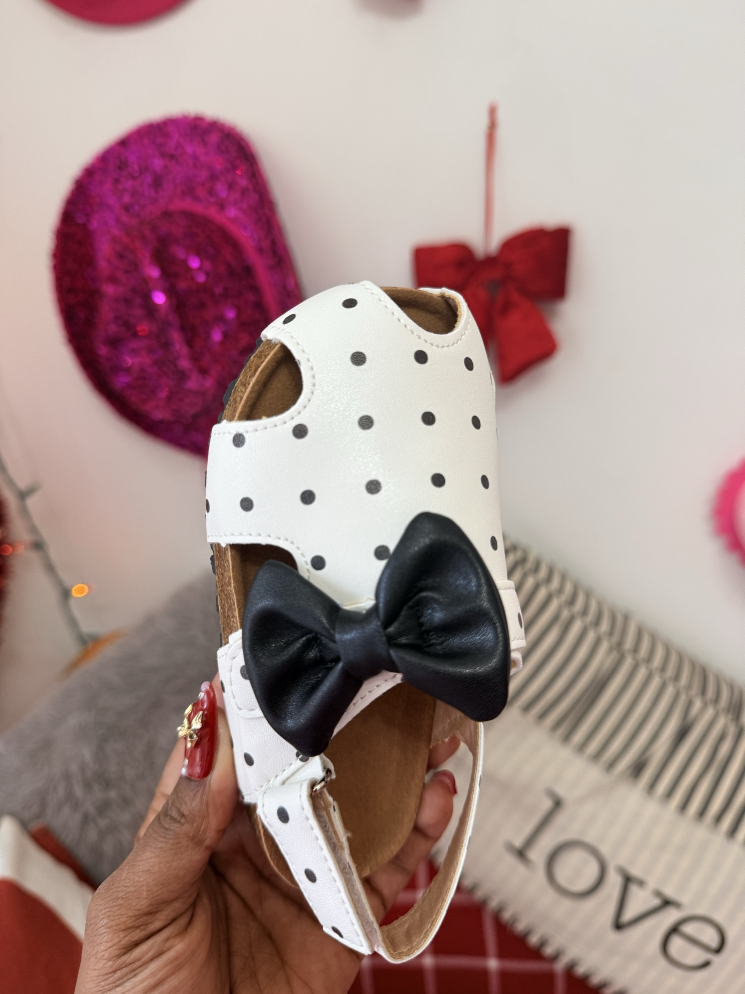 Kids spring shoes for toddlers are officially my favorite thing right now 🥹🌸

Little sneakers.
Cute sandals.
Soft pastel slip ons.
Easy velcro styles.

Perfect for park days, play dates, church, and all the spring photos. I linked the cutest toddler spring shoes that are comfy and adorable.

#ToddlerShoes #SpringStyle #MiniFashion #MomLifeFinds #CuteKidsClothes #SpringWardrobe #ToddlerMom #ShoppingWithPriiincesss #Atlantamom #Atlantabloggers #Atlantablogger #AtlantaCreator #Atlantacontentcreators #Atlantacontentcreator

#LTKTravel #LTKSpringSale #LTKKids
