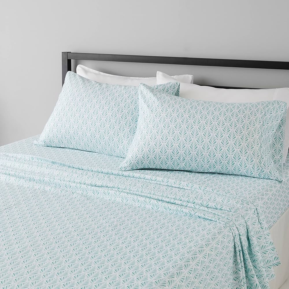 Amazon Basics Lightweight Breathable Brushed Microfiber 4-Piece Bed Sheet Set with 14-Inch Deep P... | Amazon (US)