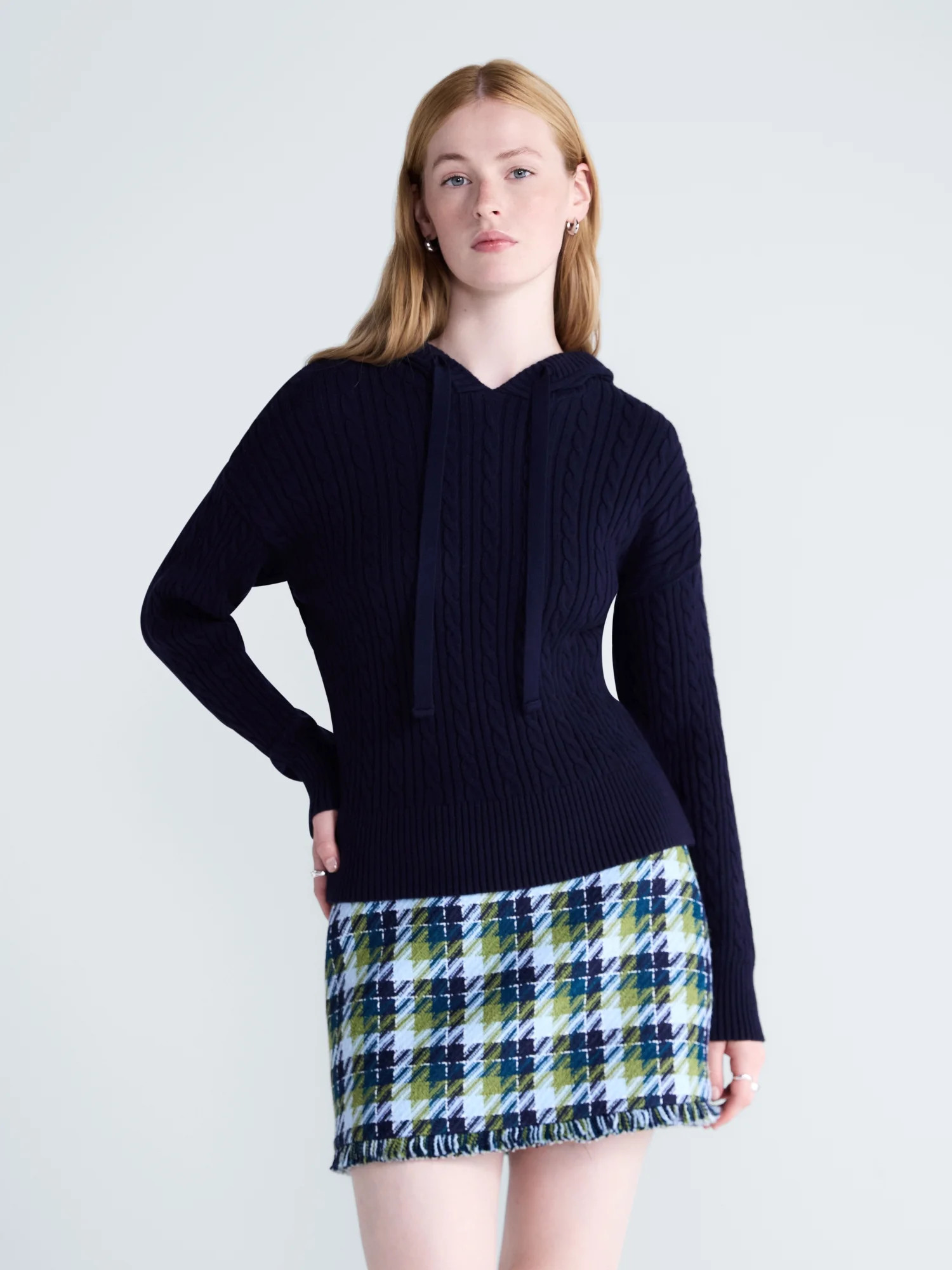 Free Assembly Women's and Women's Plus Cozy Yarn Cable Knit Hoodie Sweater, Midweight, Sizes XS-4X - Walmart.com | Walmart (US)