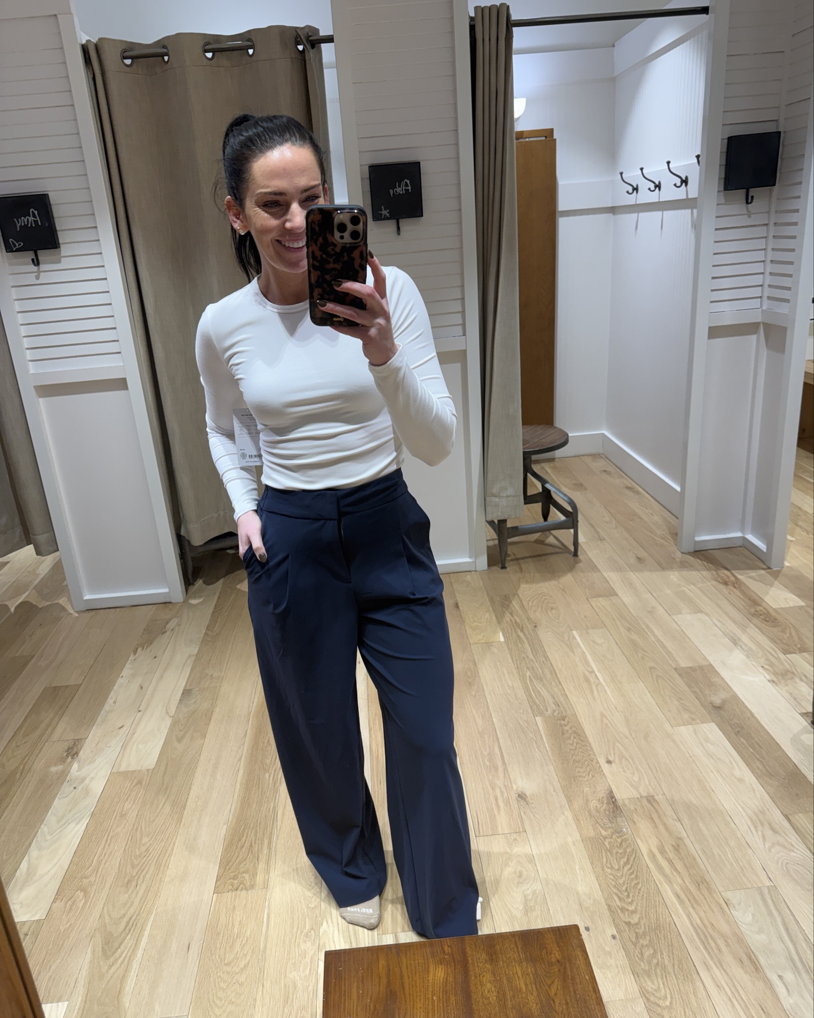 This ribbed top - I could get it in every color. Not see through and pulls you in in the best way! 

These pants do run big. They could pass as work pants but feel like you’re lounging. If you have an active job but you want to look nice (hello physical therapists and teachers) these would be great!