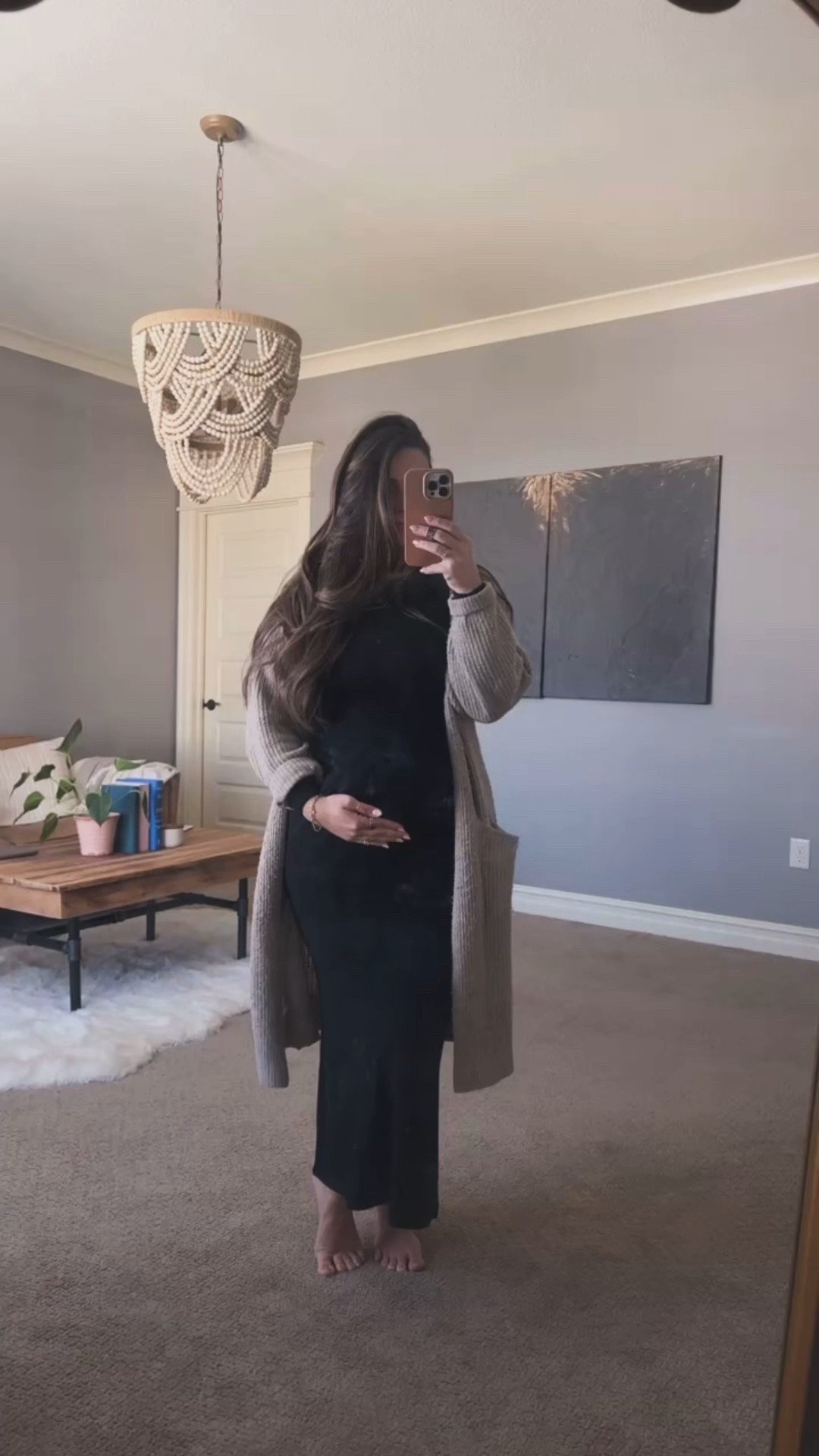 bumpin into the new week like.. 🖤

#LTKootd #LTKmomlife #LTKBump