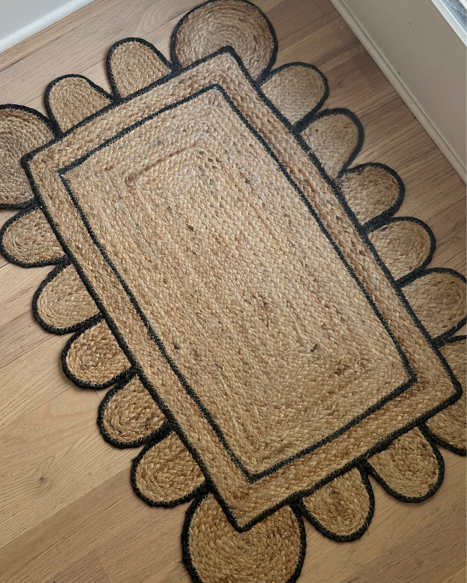 Scalloped jute rug. Love this for an entryway and comes in other colors. Classic with a touch of modern! 

#LTKFindsUnder50 #LTKHome