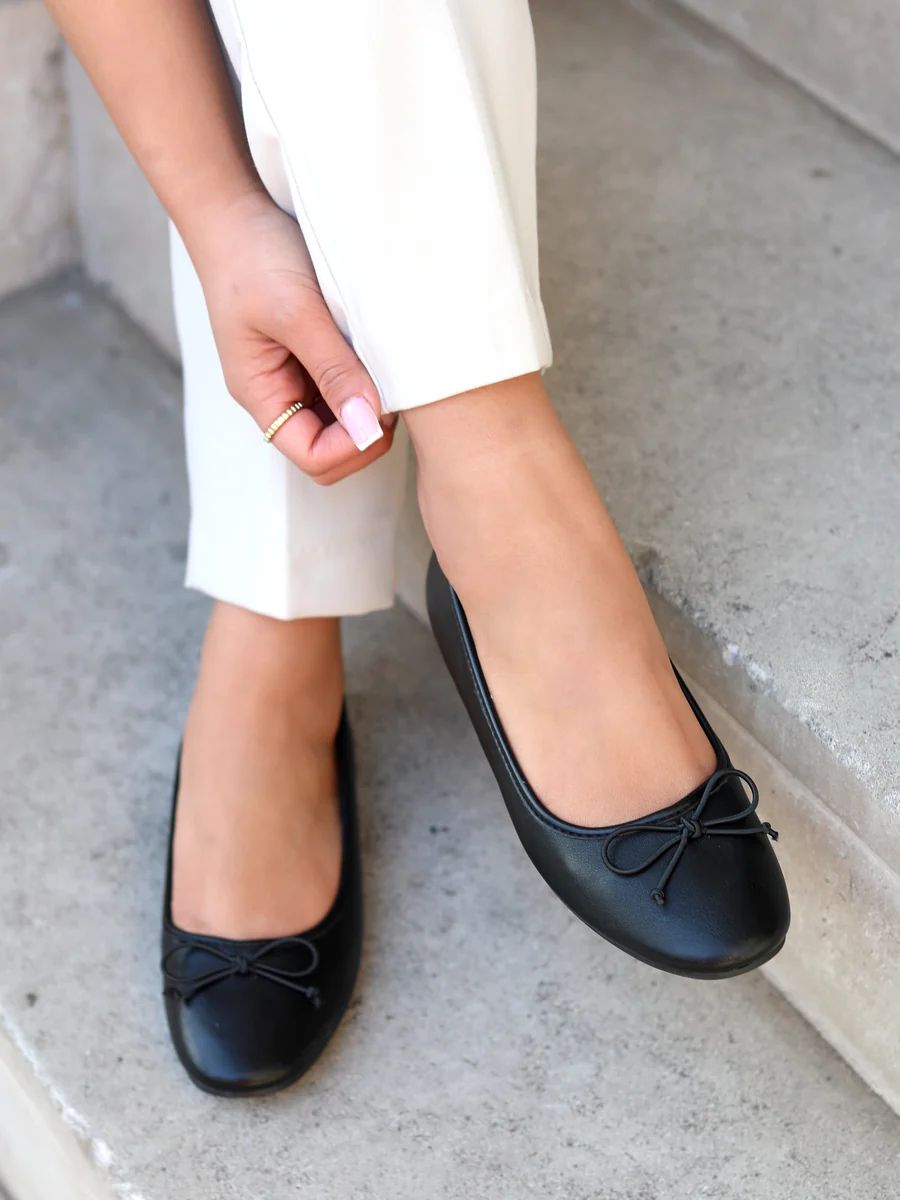 Black Faux Leather Pump With Small Bow Detail | Linzi Shoes