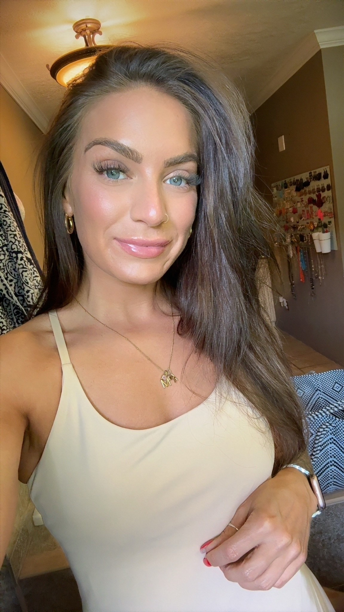 Glowy Summer No Makeup-Makeup Look 😍✨

#LTKselfcare #LTKBeauty #LTKgrwm