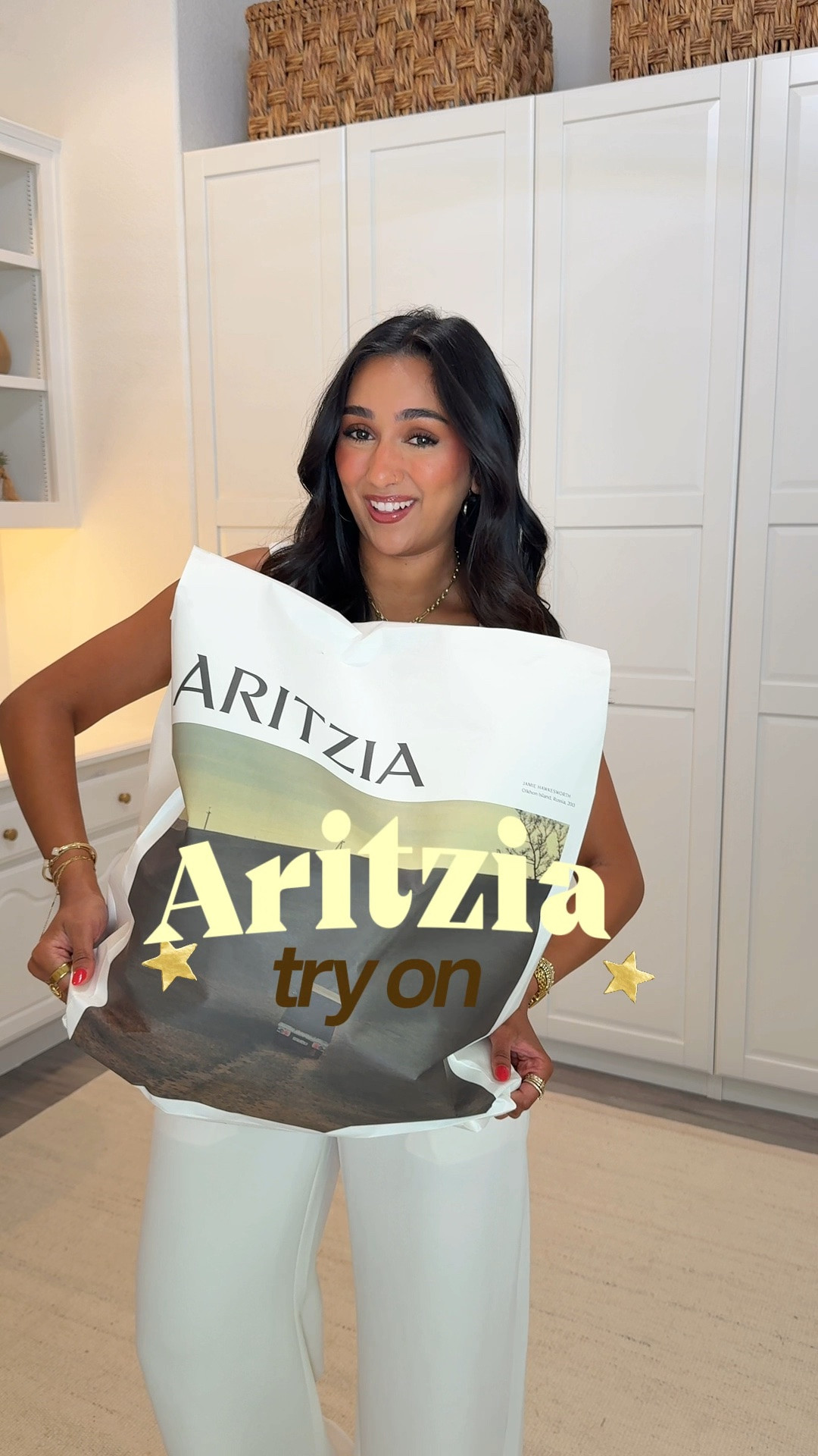 @aritzia try on!🫶🏽⭐️#aritziapartner #ad #aritziatryon links are down below! 


Sizing: 

Effotless and Farrah jeans are in the curve fit!
Effortless: 6 
Farrah: 28

Helix pants: 6

Posh tube top: 6 

Smooth matter tops: Small

Sweat set: Medium in both! 

Go lightly cardigan: Small