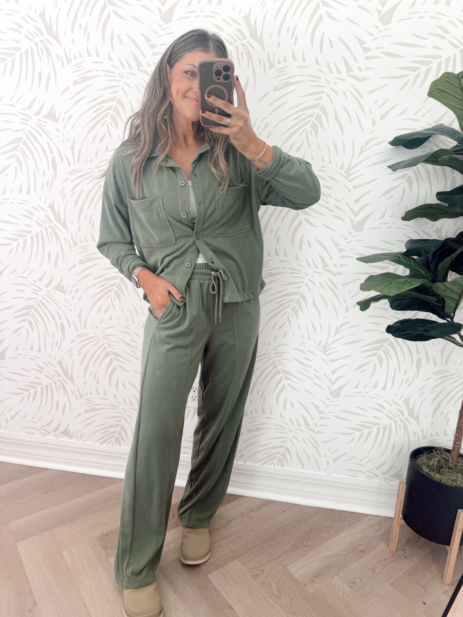 10/10!!! This target set is SO CUTE!!! Perfect for winter break — you look put together in a pinch. It’s lightweight so you can transition these pieces into spring too.. worn together or separately! I’ll def wear the button up with denim shorts too. I’m in XS jacket / S pants 