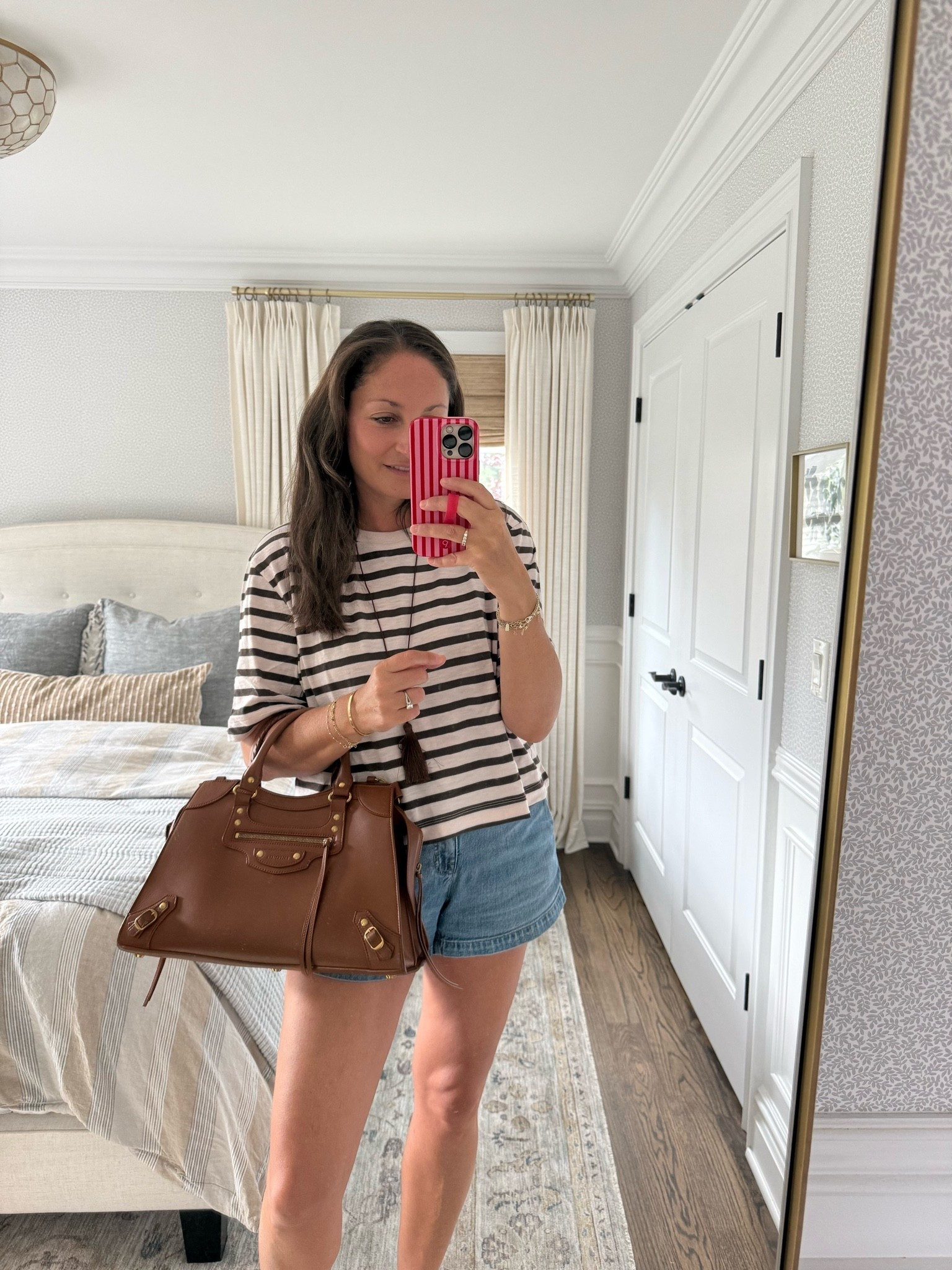 Weekend OOTD! This boxy tee on repeat (in a new striped color!), statement tassel necklace and my newest @Vivrelle borrow (you can use my code MICHELLEPULMAN for 3 free months of borrowing!!)

#LTKmomlife #LTKootd #LTKOver40