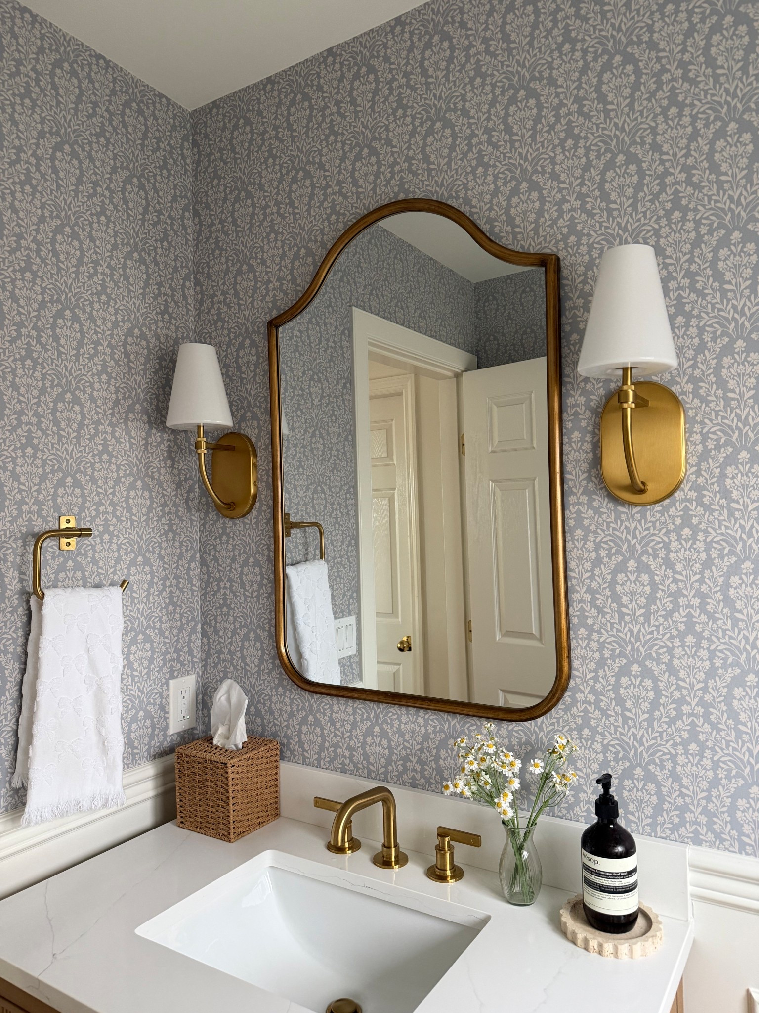 Powder room details from @wayfaircanada #WayfairCAHome #WayfairCApartner

#LTKhome #LTKcanada
