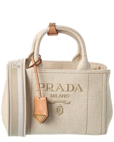 Prada Canvas Crossbody Bag on Sale

Summer bag, beach, luxury sale, luxury bag, neutral bag 

#LTKsalealert #LTKitbag #LTKtravel