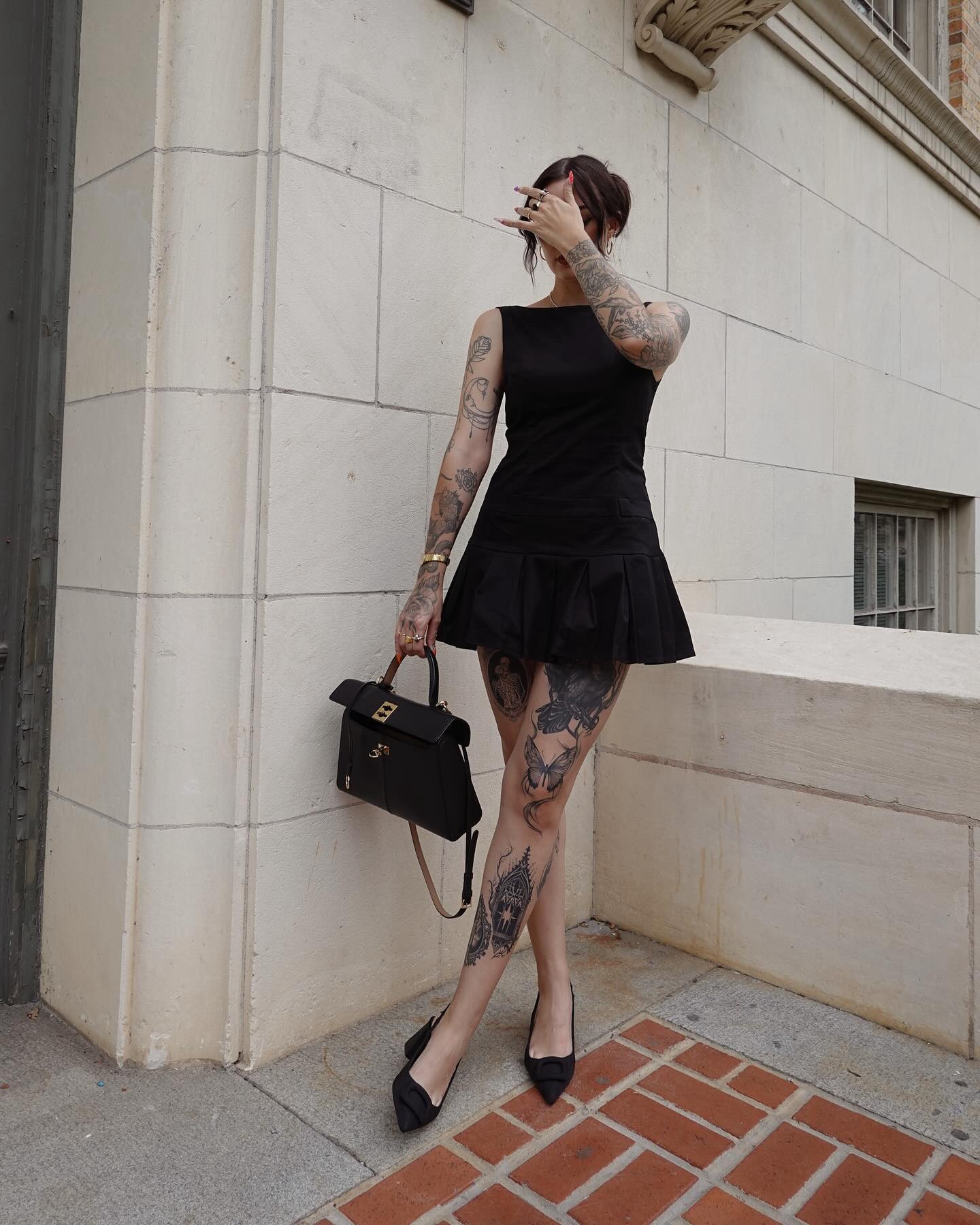 do you have some sort of business woman’s special? 🍲
{romy & michele’s high school reunion} 

corporate goth, soft goth, alt girl, alt fashion, leg tattoos, effortless chic, classy style, black and gold, office outfit, office siren