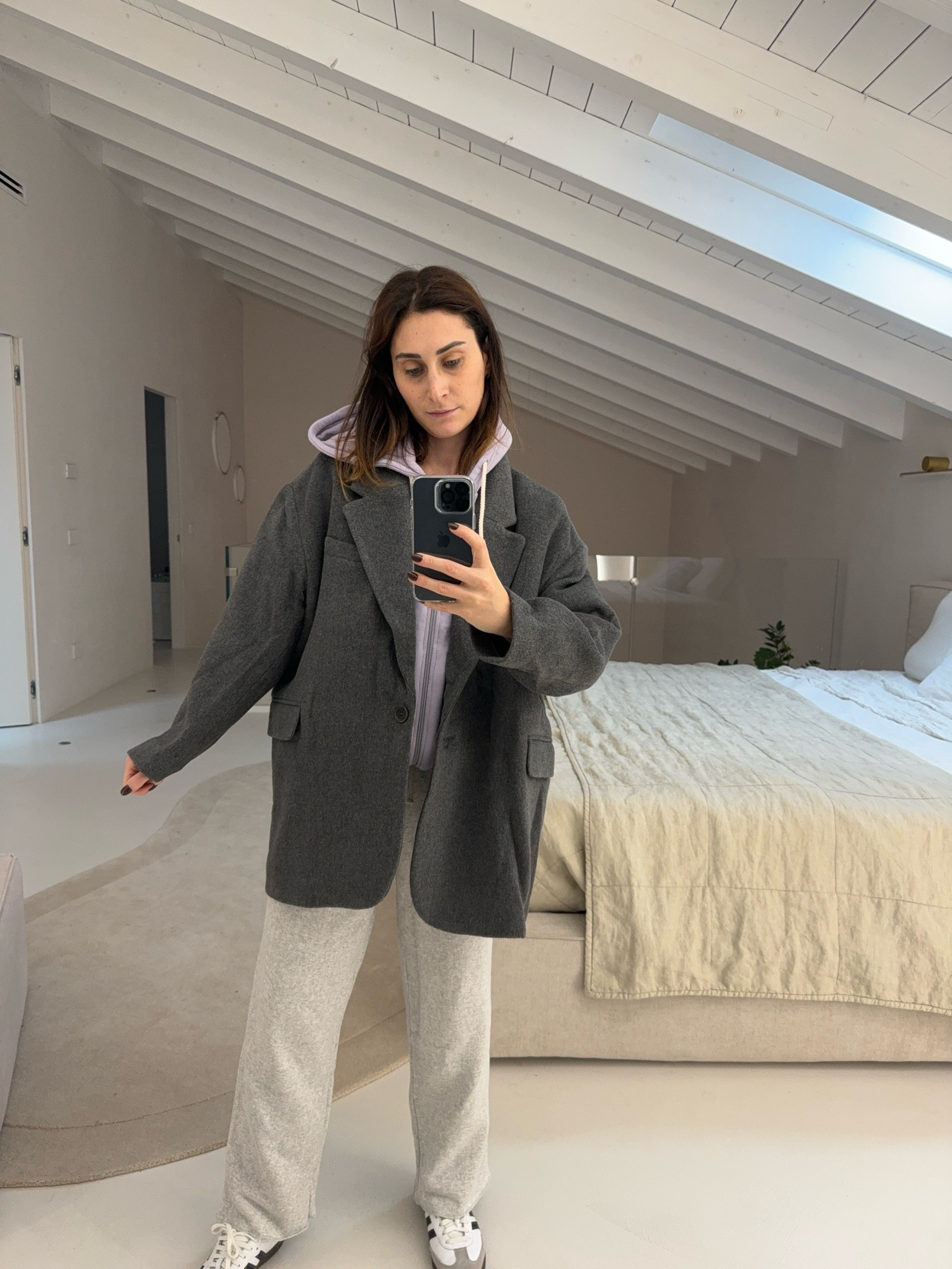 Full outfit American Vintage 🫶🏼

outfit inspiration, fall outfit, maglione, blazer grigio, sweatpants, Adidas Samba, Italia.  

#LTKstyletip #LTKSeasonal #LTKeurope