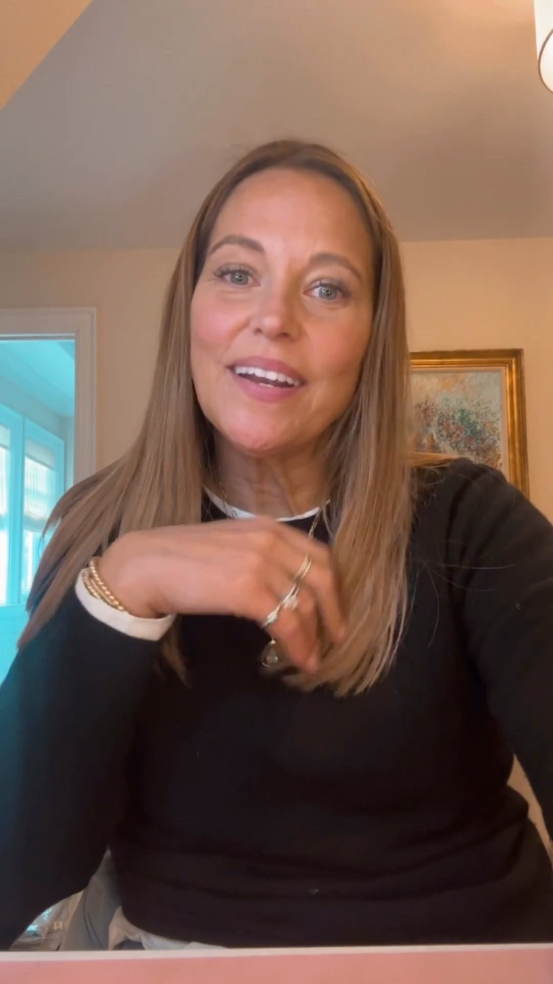 An easy uniform to follow. 
m

#LTKgrwm #LTKOver40 #LTKootd