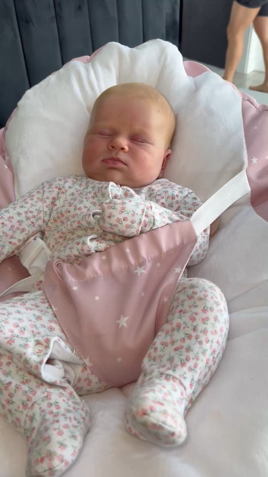 This is the best thing I’ve ever bought!!!! Gigi loves it she’s so chilled in it 🥰