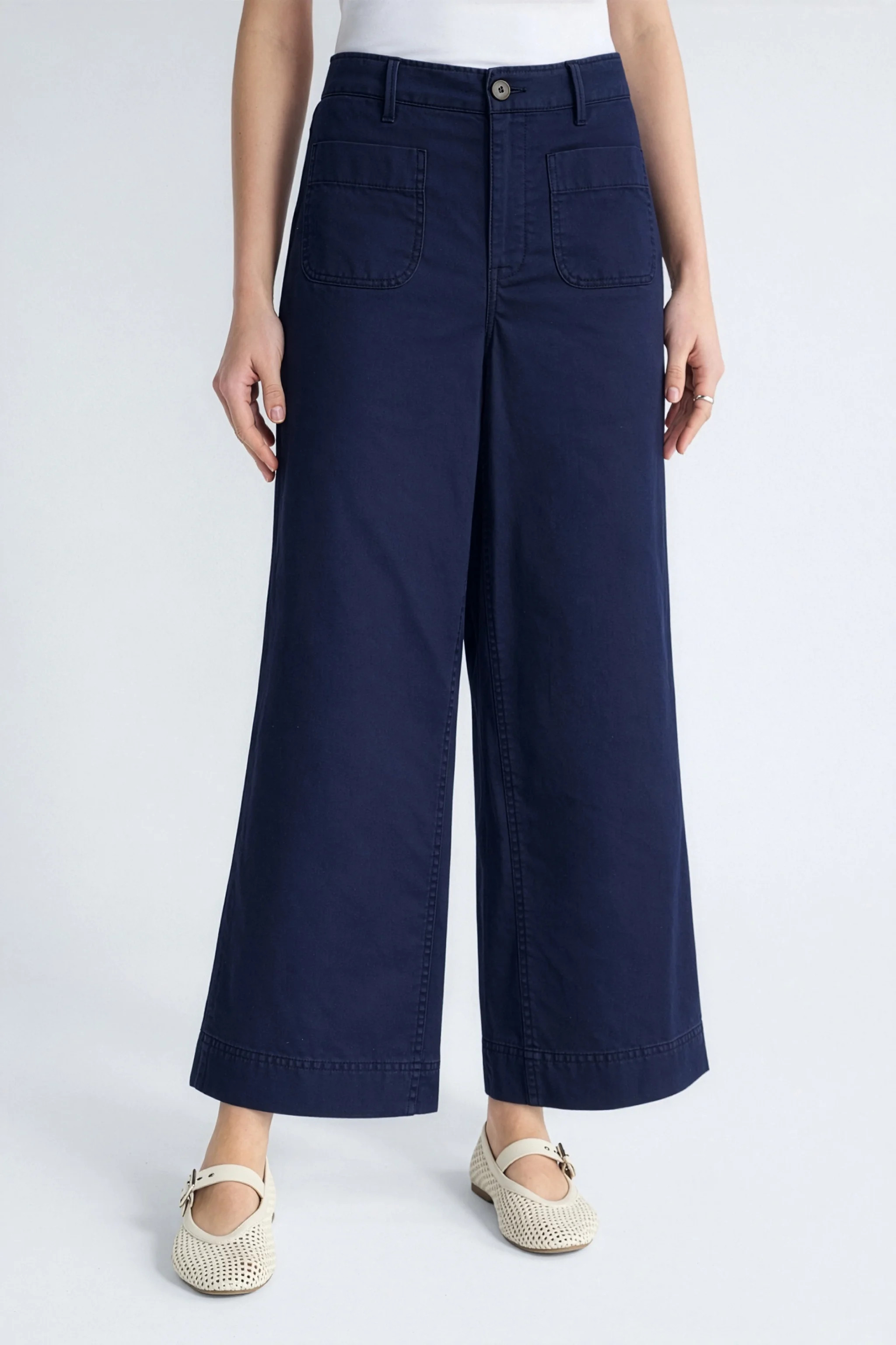 Free Assembly Women's and Women's Plus Wide Leg Cropped Pants with Patch Pockets, 26" Inseam, Siz... | Walmart (US)