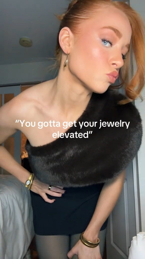 Get dressed with me for a WeWoreWhat dinner! 🖤🖤