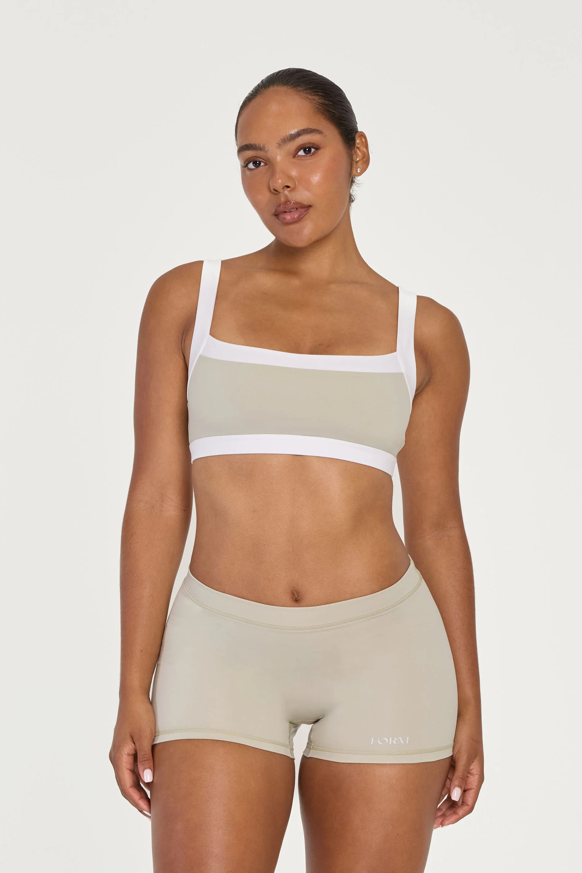Straight Neck Bra - Cottage/White | FORM