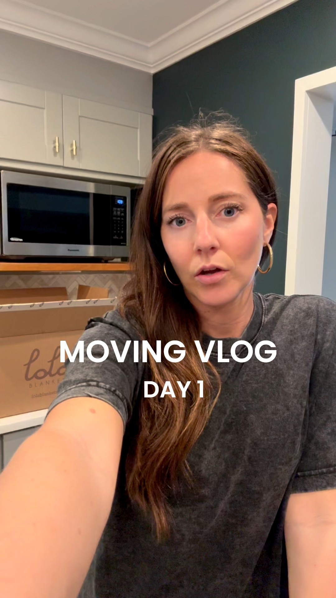 MOVING VLOG DAY 1!!!! 

This vac mop is my BEST FRIEND 

#LTKHome #LTKFindsUnder50 #LTKSaleAlert