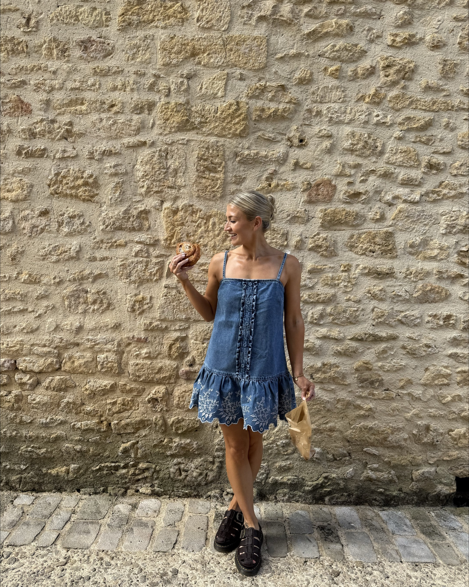 Dream denim dress sale!

Dress: Damson Madder, size 10
Sandals: Dr Marten Wrenlie Quad, TTS
Bag: Ganni 

#LTKuk #LTKstyletip #LTKsummer