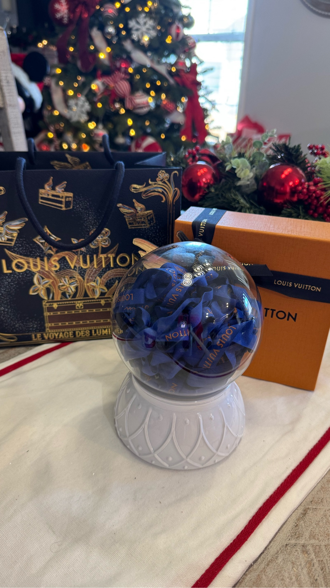 Finally found something to do with this ribbon 





#LTKGiftGuide #LTKHoliday #LTKSeasonal