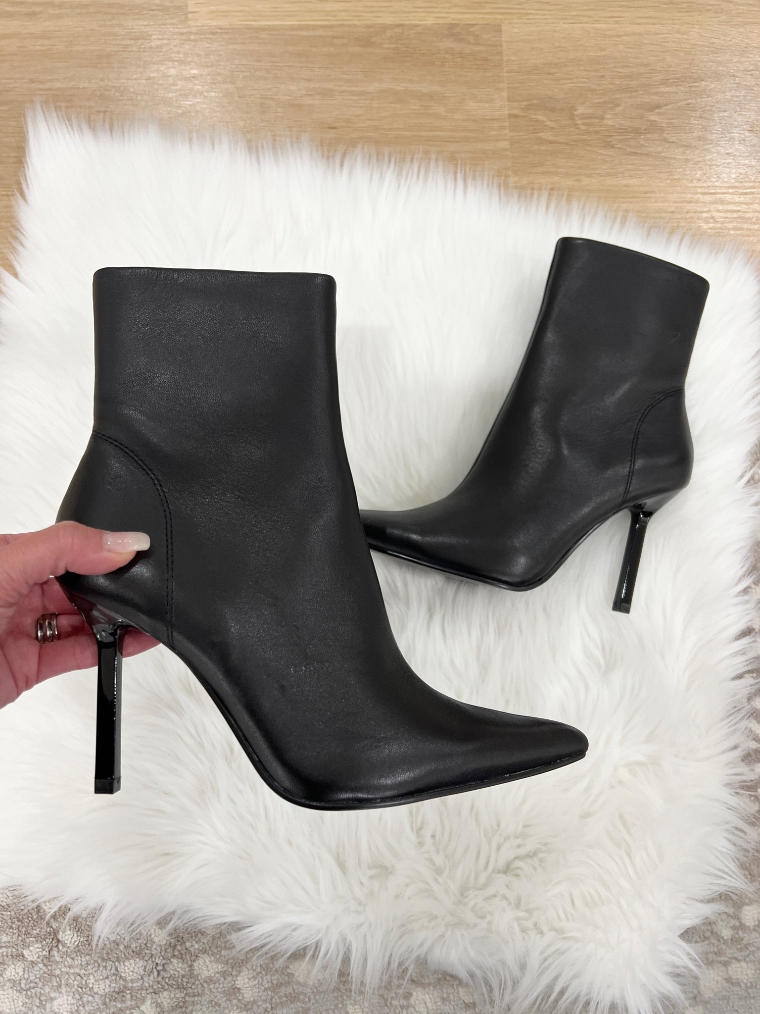 Steve Madden black booties 