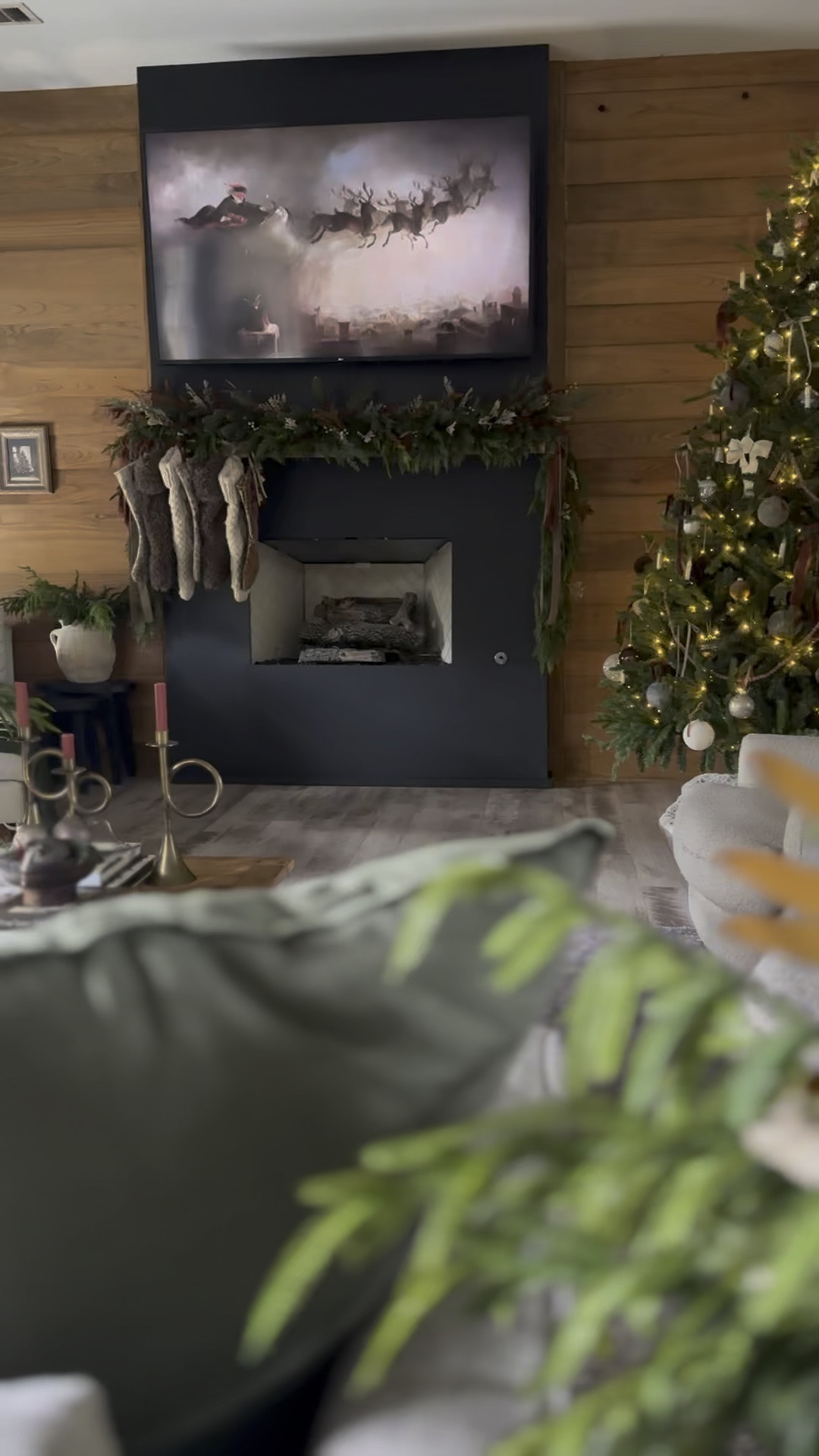 Everything you need for a moody organic Christmas♥️

#home #christmasdecor #christmasinspo #livingroom #christmas #interiorstying #holidaydecor 

#LTKSeasonal #LTKVideo #LTKHoliday