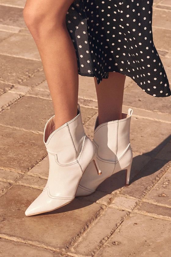 Luglyn White Pointed-Toe Ankle Booties | Lulus (US)