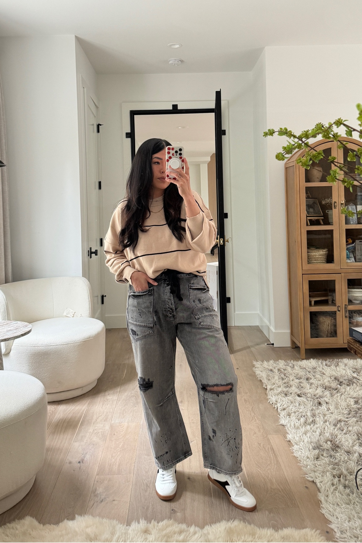 Size down Free People barrel jeans


#LTKhome #LTKsalealert #LTKstyletip