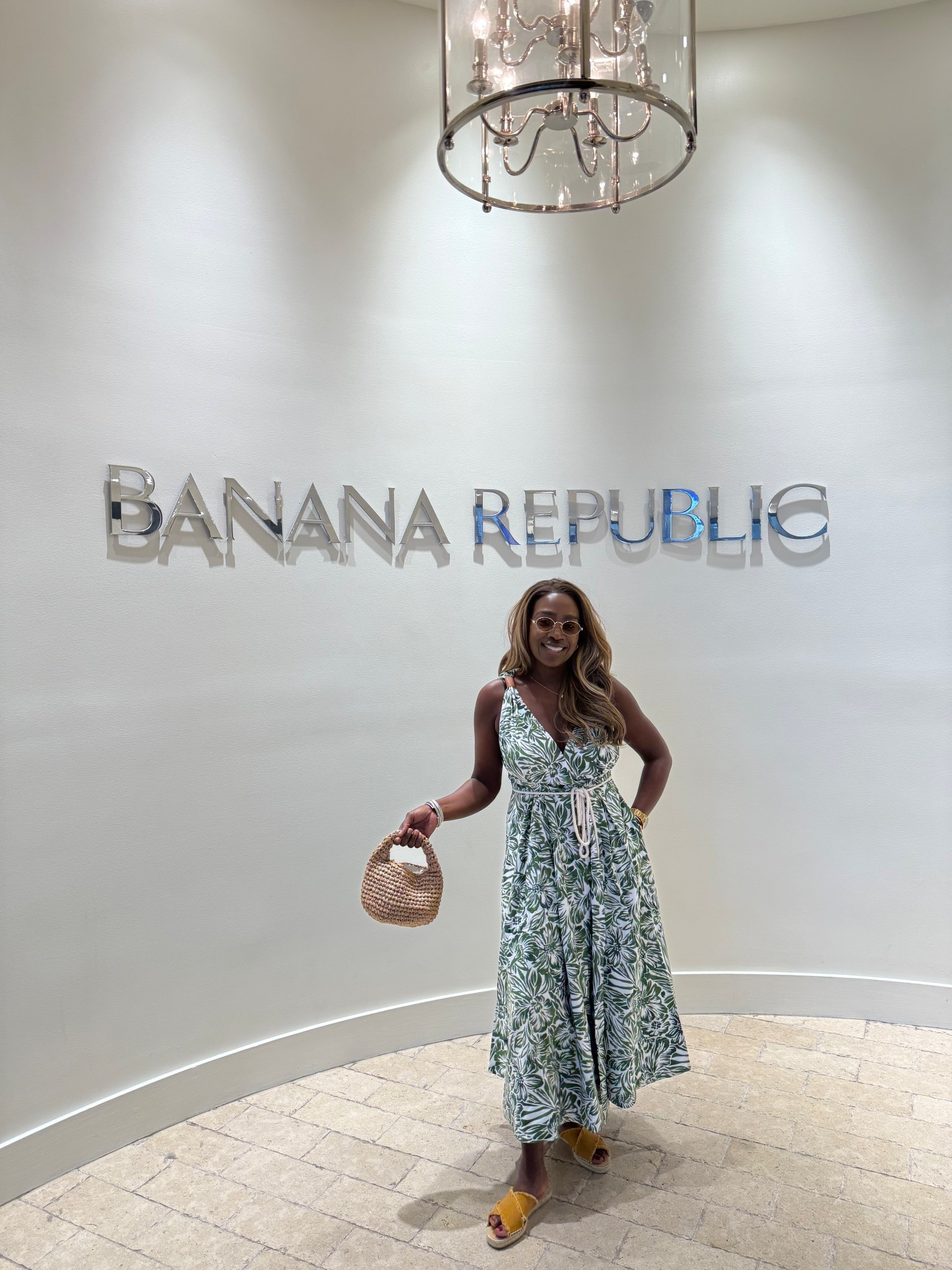 Wearing a size 10 in dress 

#LTKSeasonal #LTKStyleTip #LTKOver40