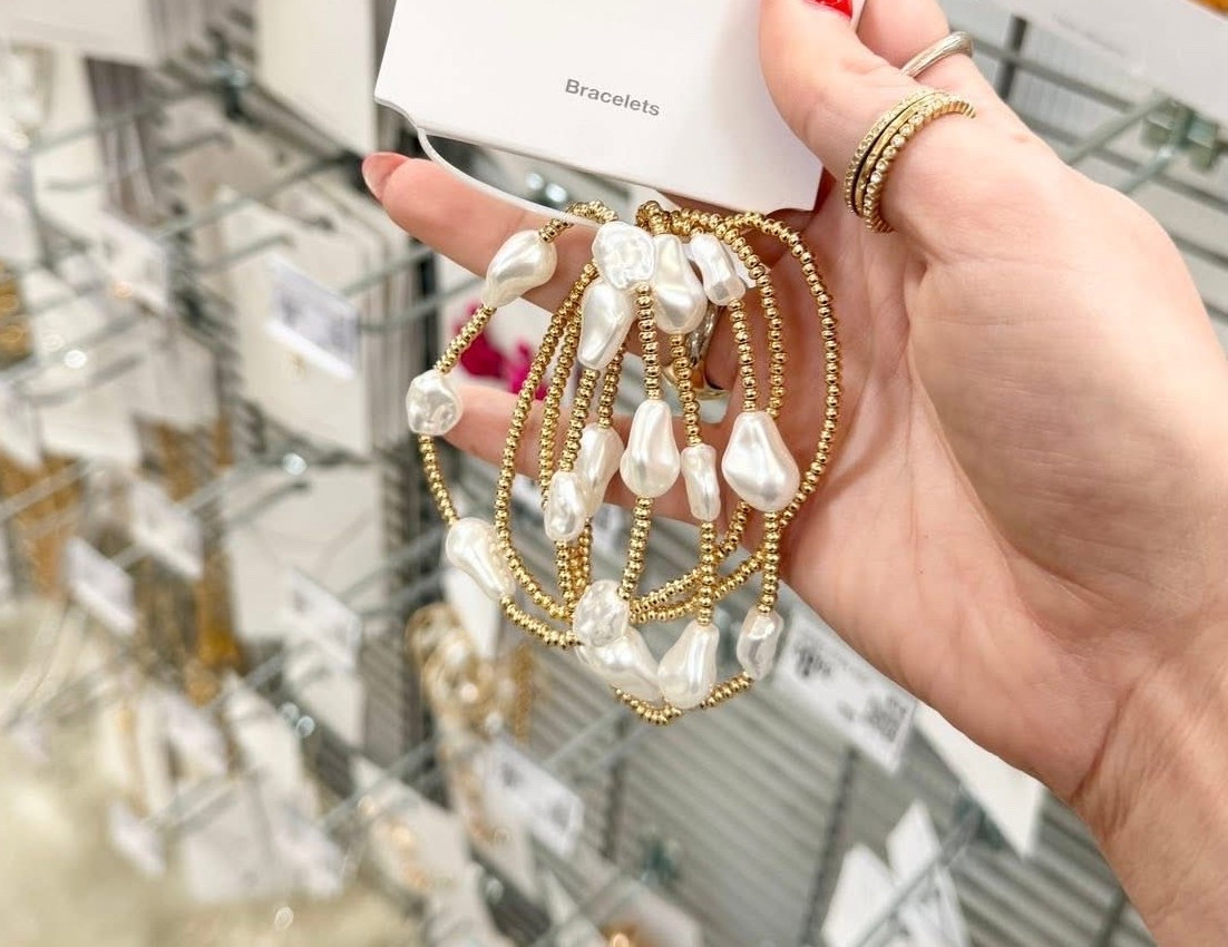 The prettiest pearl bead stack to wear with everything! 🤍 #bracelets

#LTKgrwm #LTKootd #LTKmomlife