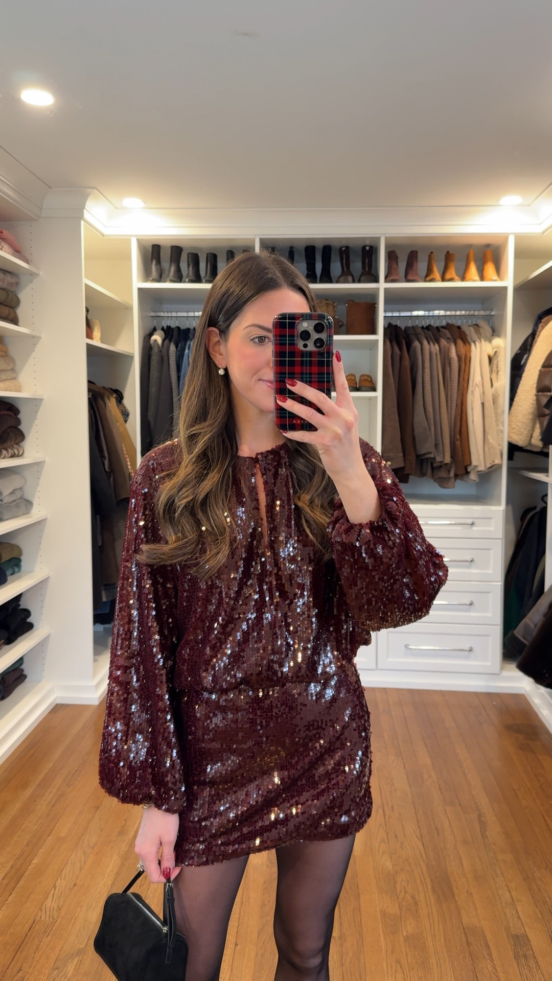 Holiday outfits 
Holiday party outfit 
Christmas outfit 

#LTKdayinmylife #LTKHoliday #LTKFindsUnder100