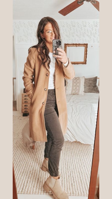 This wool blend dad coat is a PERFECT staple item for any winter outfits. 

Jacket and Jeggings are Abercrombie & Fitch. Tee shirt is old but I’ve linked a similar top. Boots are the perfect Steve Madden dupe for my gals on a budget. 

#LTKfit #LTKstyletip #LTKSeasonal