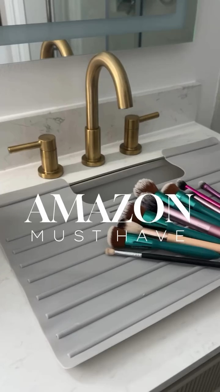 
I’m obsessed with this beauty hack from Amazon! This collapsible mat sits right over my sink, making it so easy to do my makeup and dry my brushes. And the automatic brush cleaner? Total game-changer! It’s helped keep my skin clear by keeping my brushes free of dirt and bacteria. Trust me, you need this! 💋

Do you have an electric makeup brush cleaner? 🥳

#amazonfinds #makeuphacks #cleaninghacks #makeuporganization #brushcleaning #beautyessentials

#LTKU #LTKVideo #LTKHome