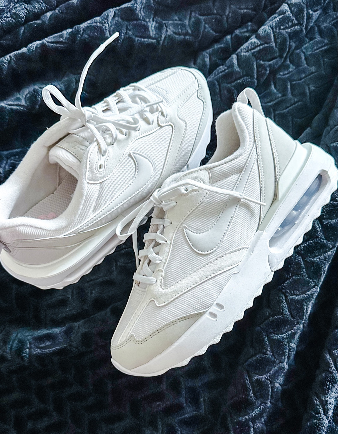 On sale! Classic sneakers to pair with dresses & two-piece sets all summer 
🤍👟

#LTKSeasonal #LTKshoecrush #LTKunder100