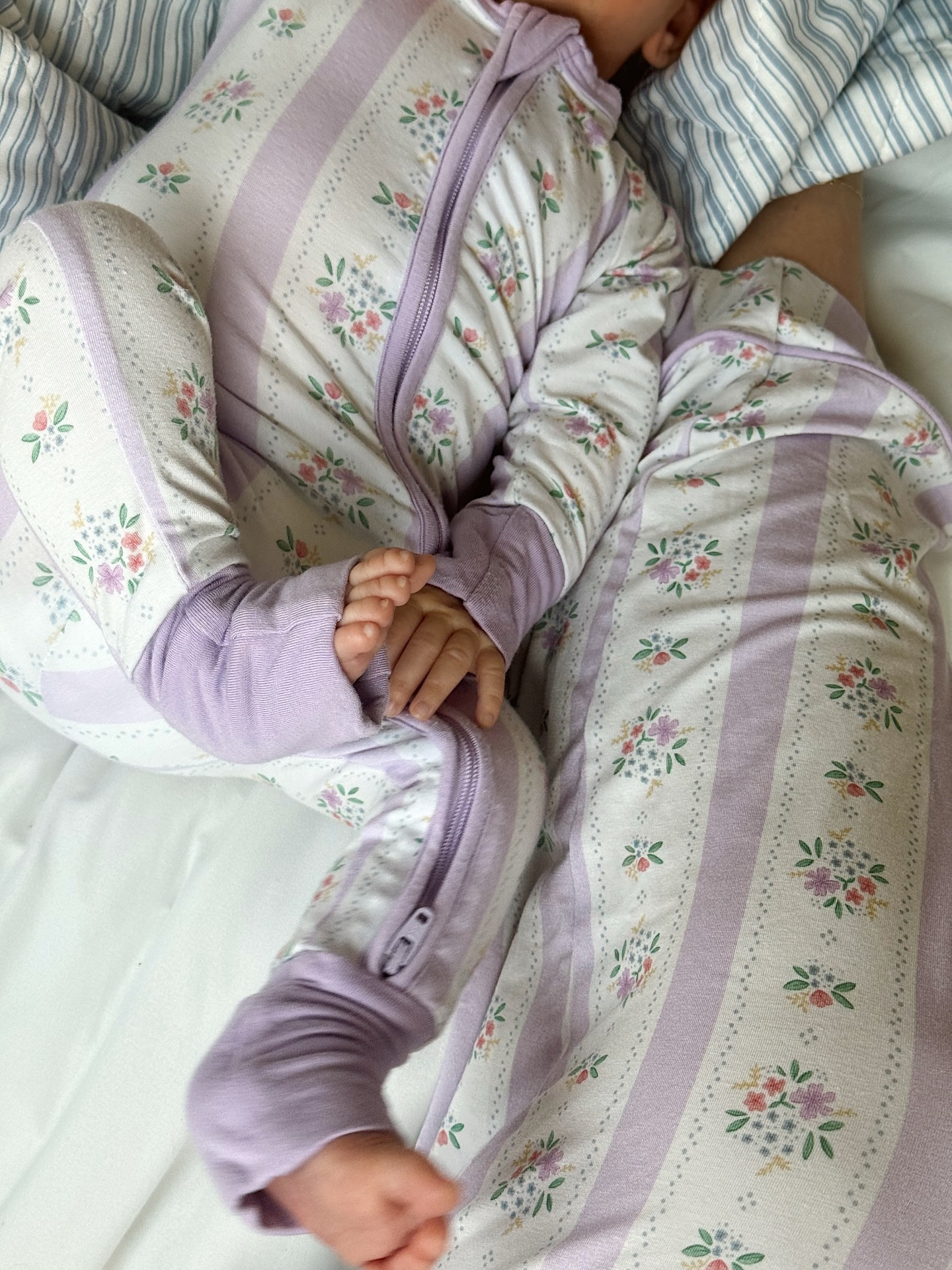 lazy mornings with @tinyjams 💜 matching with sissy girl #girlmom #matchingjammies #firsttimemom