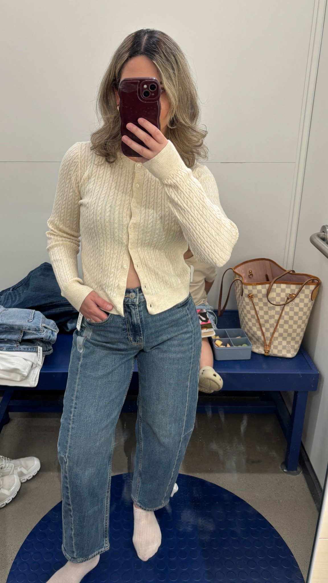 Top S & jeans 0 (regular) 

#oldnavy #oldnavytryon #tryonhaul #momstyle #fallstyle #falloutfits #outfitideas #outfitlooks #falloutfitideas #barreljeans #trendystyle #trendyjeans #cardigan #outfitsunder100 #styletip #affordablestyle #tryonhaul 

#LTKU #LTKFindsUnder100 #LTKSaleAlert