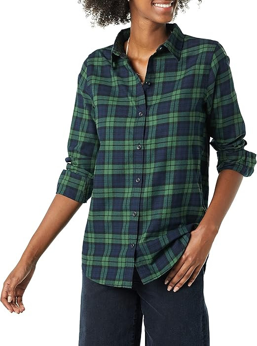 Amazon Essentials Women's Regular-Fit Long-Sleeve Lightweight Plaid Flannel Shirt | Amazon (US)