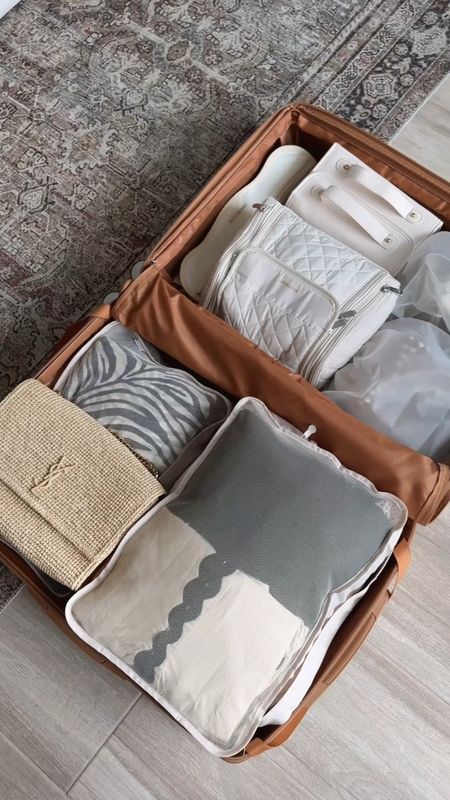 Pack with me for vacation 🧳 these packing finds are a game changer to have your things neatly packed and organized in your luggage. It makes unpacking so much easier 🤍

#packwithme #luggage #suitcase #packingcubes #makeupbag #toiletrybag #amazon #amazonfinds #travel #howtopack #amazontravel #vacation 

#LTKFindsUnder50 #LTKSeasonal #LTKTravel