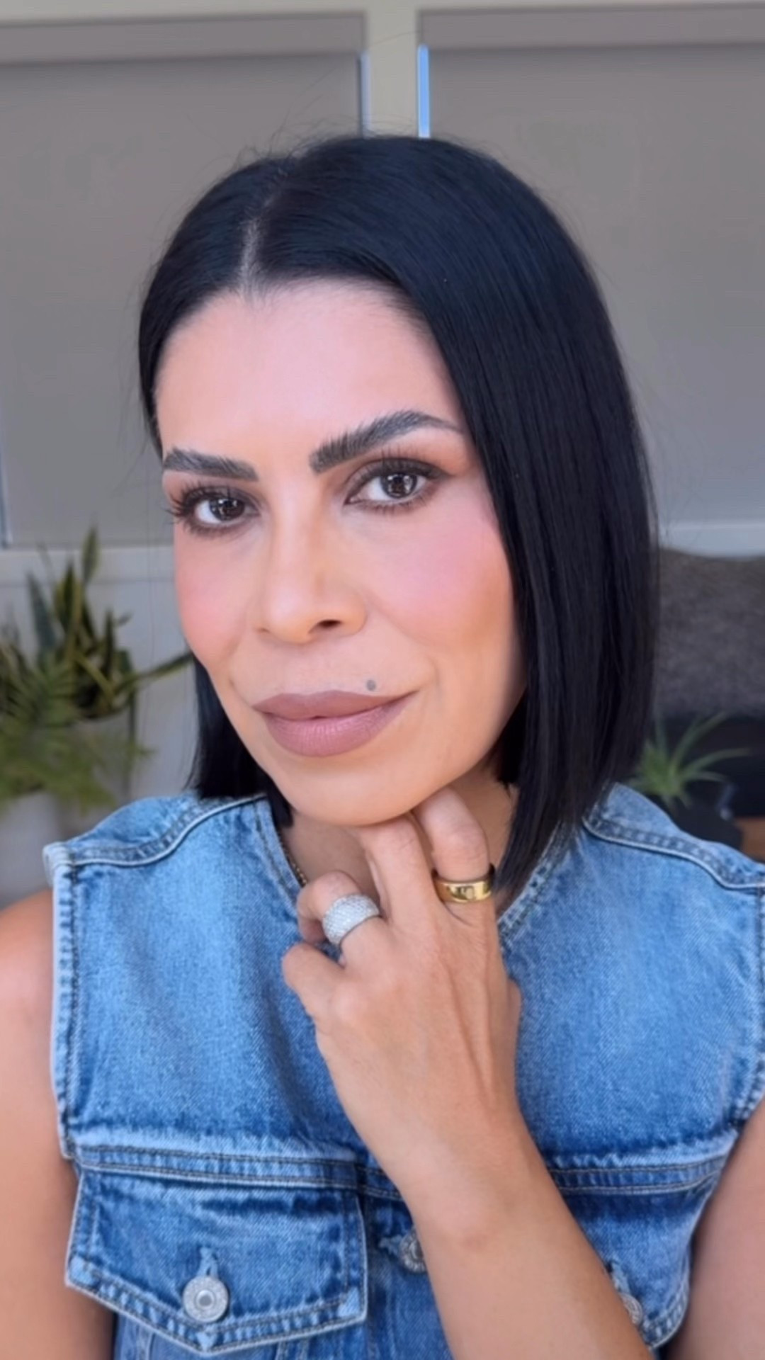 Quick eye shadow look using the @Natashadedona 
Eye Sculpt Texture & Tone Palette/Soft
Such a beautiful mixture of 18 matte and soft shimmery shadows. It’s a splurge! But worth every penny.. You can save now with the @Sephora sale! 
Eye shadows used in video:
Y2 applied on eye lid and crease
W2 applied on outer corner
C1 applied on lid to add a pop of shimmer 
W3 Smudged outer wing and used as bottom liner
N3 applied to perfect and darkened wing liner 
So easy so beautiful!
Would you try this look?

#LTKOver40 #LTKSaleAlert #LTKBeauty