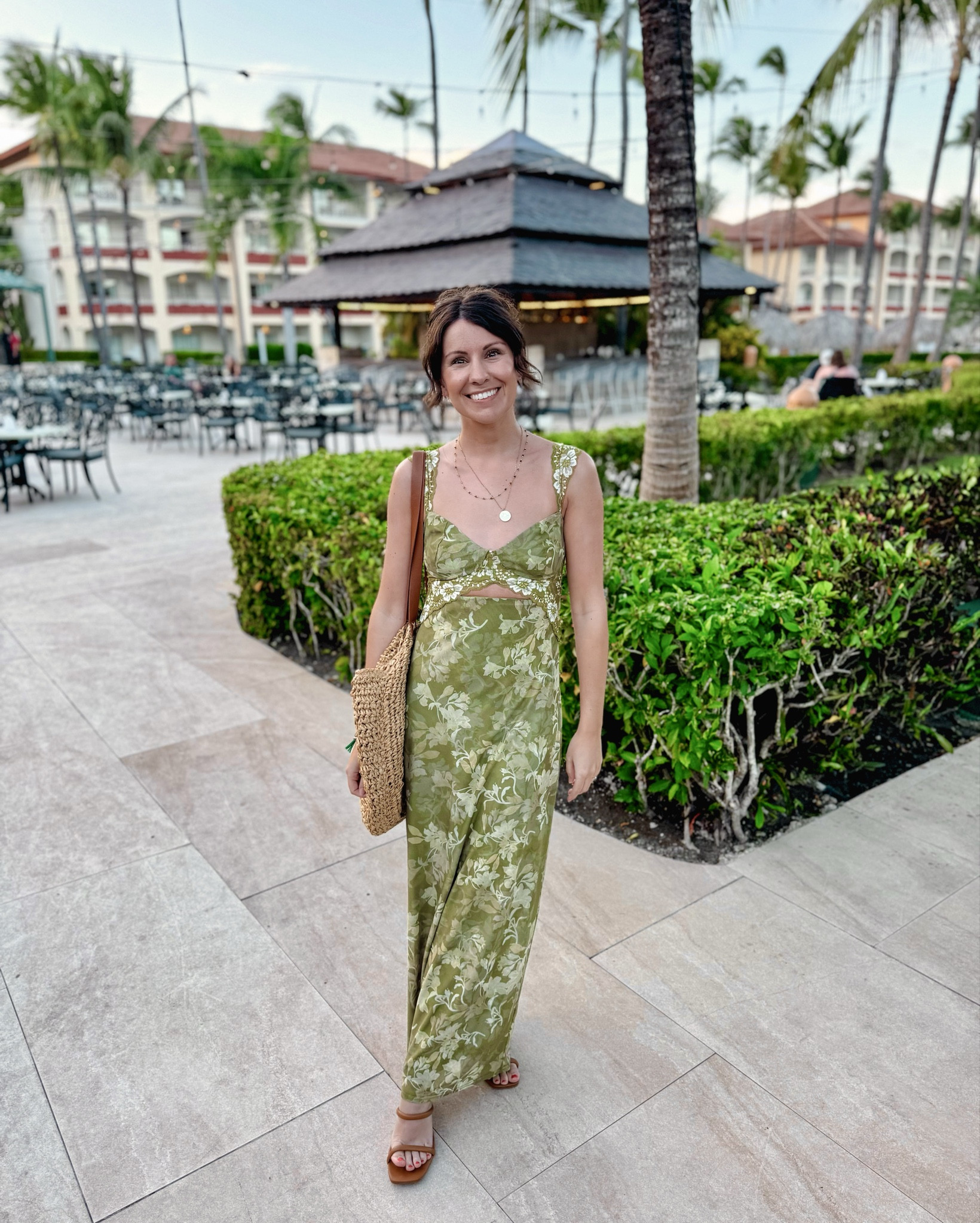 xs in this dress! Love it! My shoes are older so I linked similar💚 

#LTKgrwm #LTKPetite #LTKSeasonal