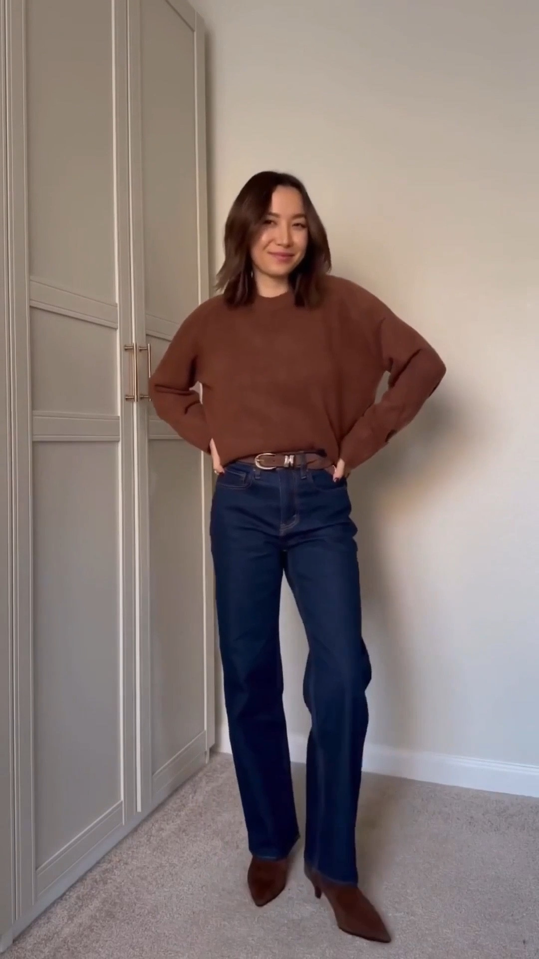 Casual outfit with dark wash jeans 

Abercrombie pieces on sale — use code AF20 for an extra 20% off, sale ends tonight 

Abercrombie coat xs
Sweater xs
Mango tee — one of the best tees I’ve tried! Small
Abercrombie relaxed jeans — dark rinse 25 short length 
Jcrew suede boots 

#LTKSaleAlert #LTKSpringSale