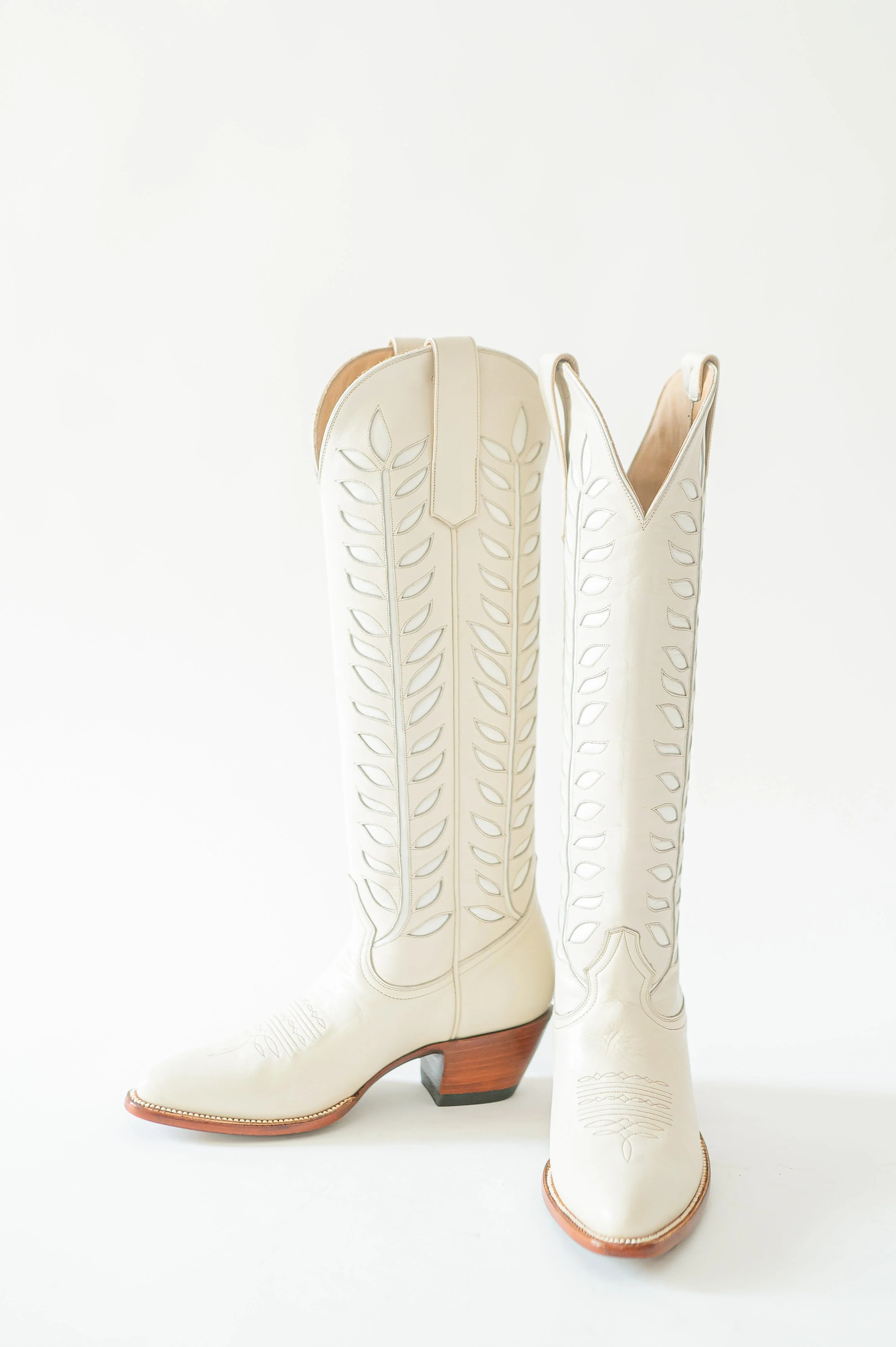 Rory Chapel - WIDE CALF PRE-ORDER - SHIPS IN MAY | Petite Paloma