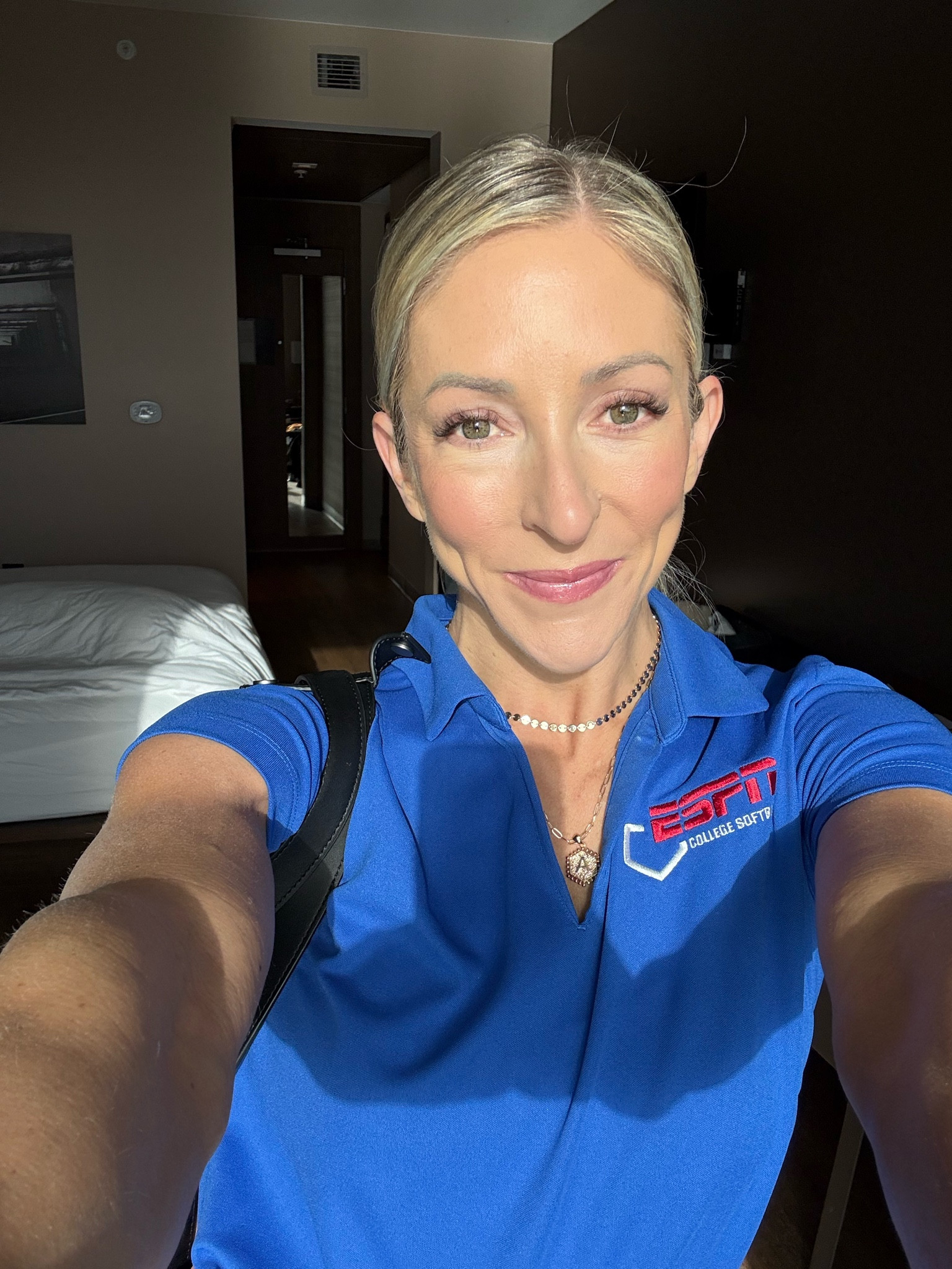 Obsessed with all things in Dior make up line right now!

Run, don’t walk, to get the Forever foundation. 

There is a matte version and glow version

For TV, I wear the Matte version with the star filter underneath.

For outside of TV, I wear the Glow version. 

Foundations I wear a 2.5N
Concealer I wear a 1.5
Star filter I wear a 2

Love the concealer. Love the liquid highlighter I use as a blush here in the Rosy color  