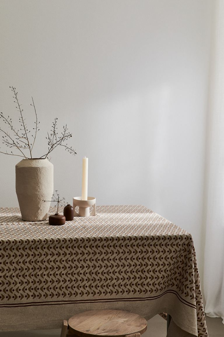 Large Linen-blend Tablecloth - Beige/patterned - Home All | H&M US | H&M (US + CA)