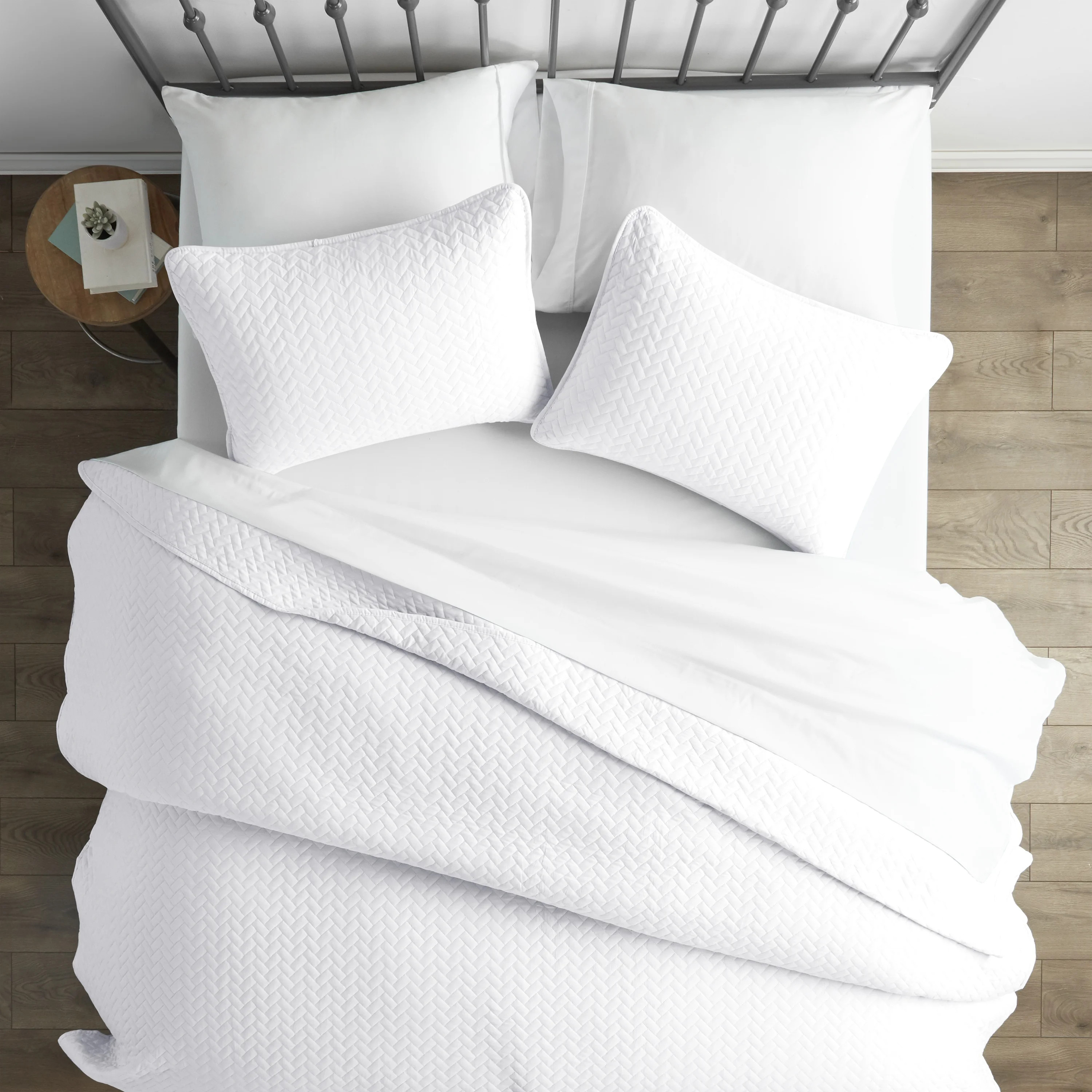 White Herring Pattern Quilted Coverlet, Queen / Full, by Noble Linens - Walmart.com | Walmart (US)