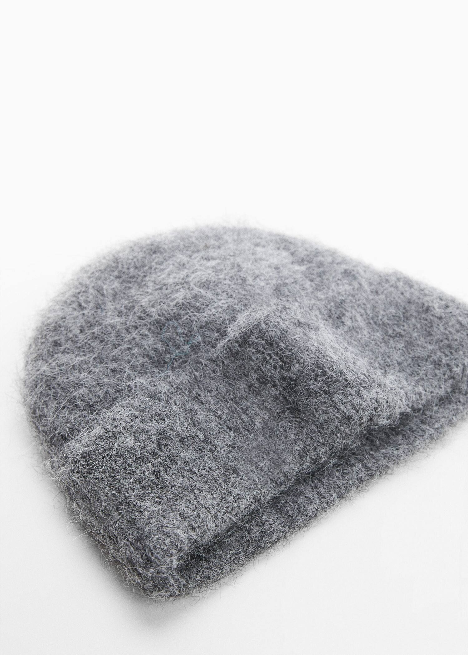Knitted wool-blend cap | MANGO (UK)
