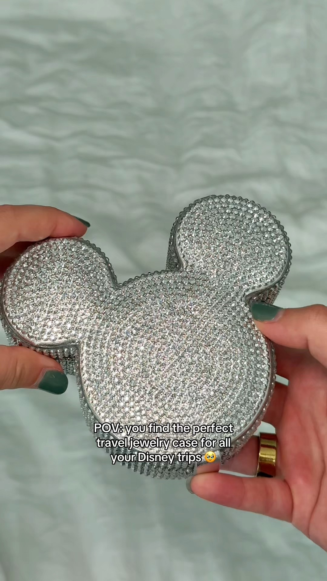Disney or not, I’ll be using this for all my trips & it’s on sale right now for $15!!! 🥹✨ #disneystyle #baublebar #disneyparks #disneyworld #disneyadult