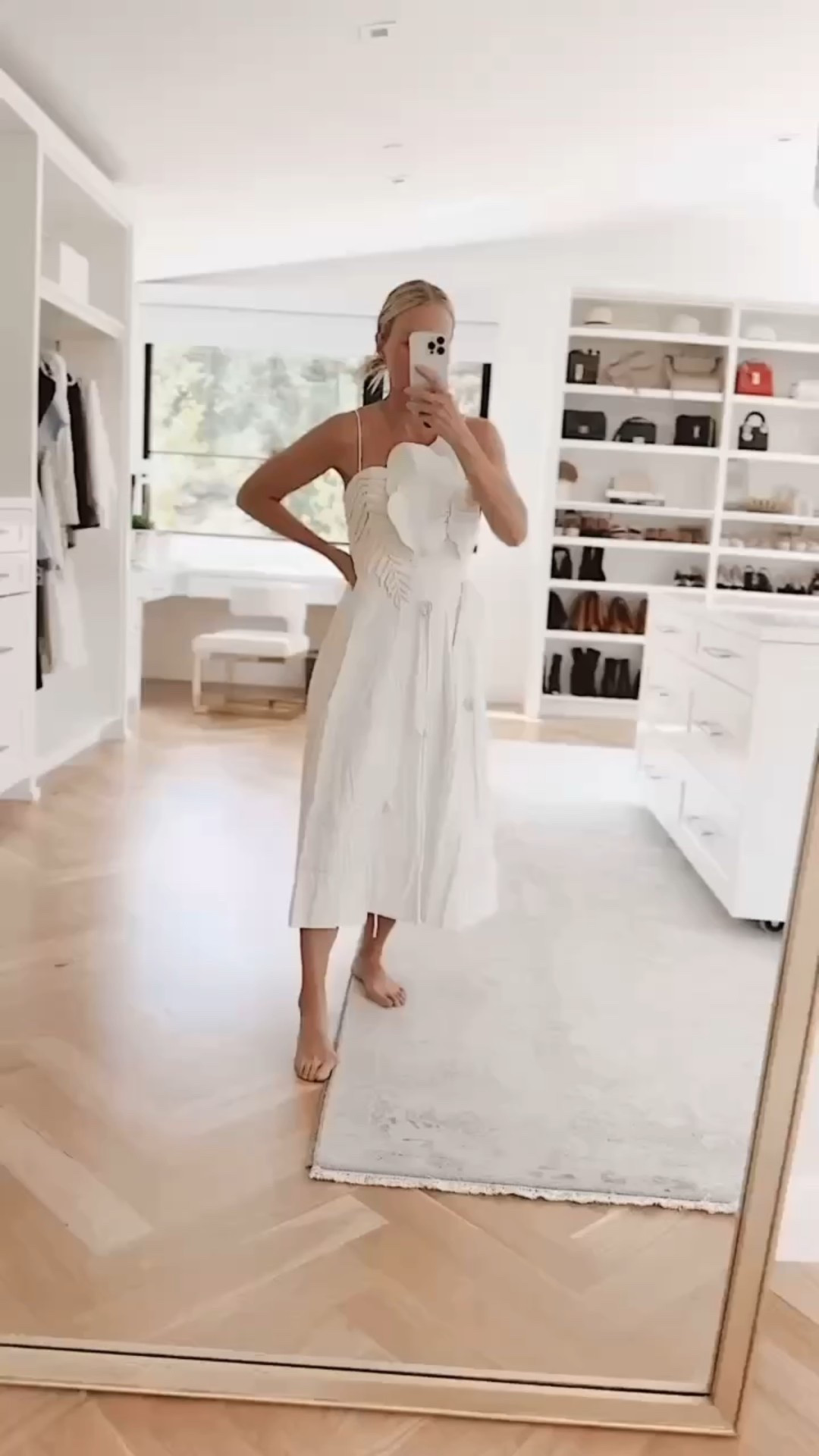 Another pretty white Farm Rio dress. This would be super pretty for a tropical or coastal vacation! True to size. 

#LTKSeasonal #LTKTravel