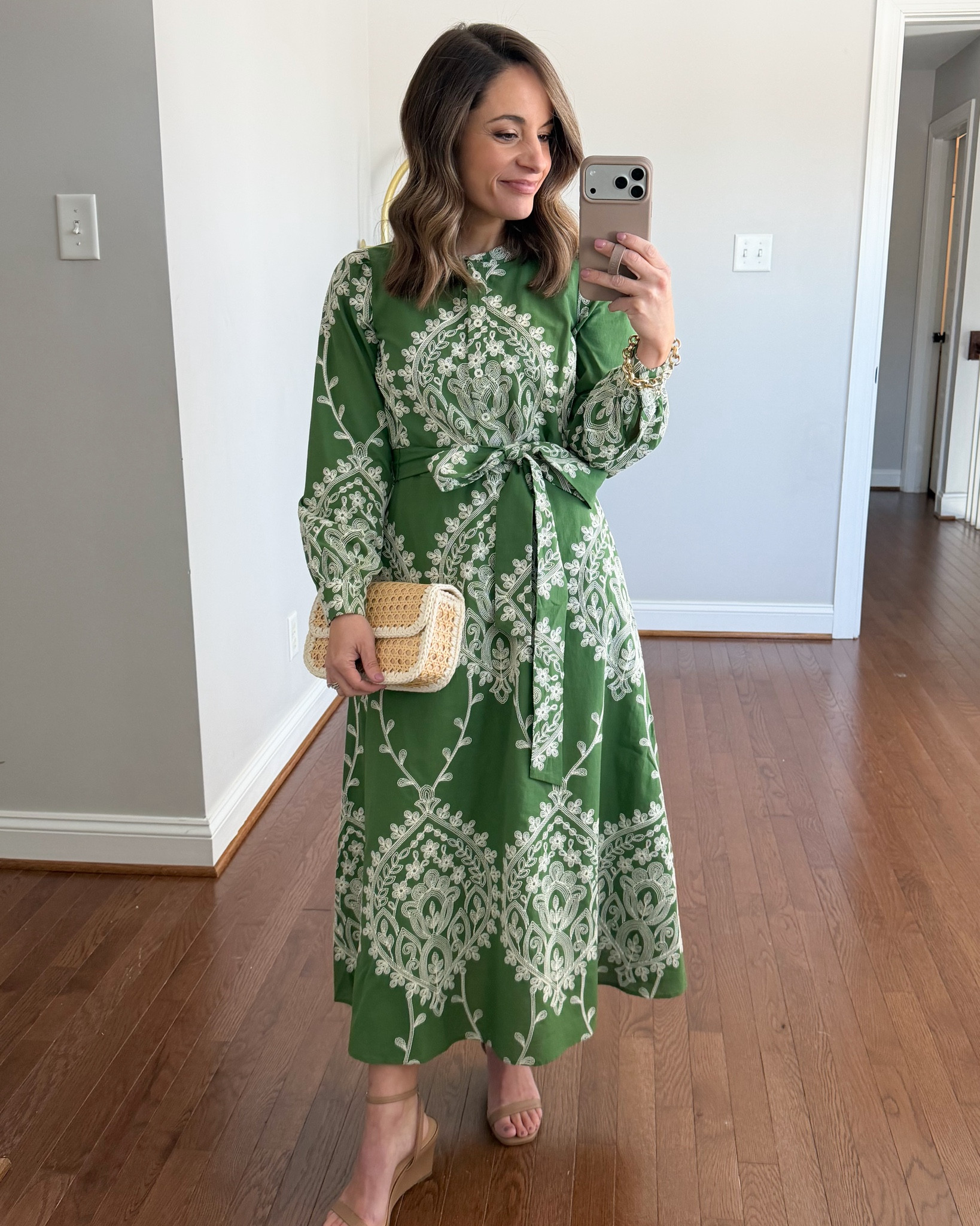 The Boden dresses I shared last week are all 20% off! 

Green dress: petite 0 - tts 
Rust dress: petite 0 - runs large 
Blue dress: petite 0 - tts 

All three dress are unlined and have pockets. 

#LTKPetite