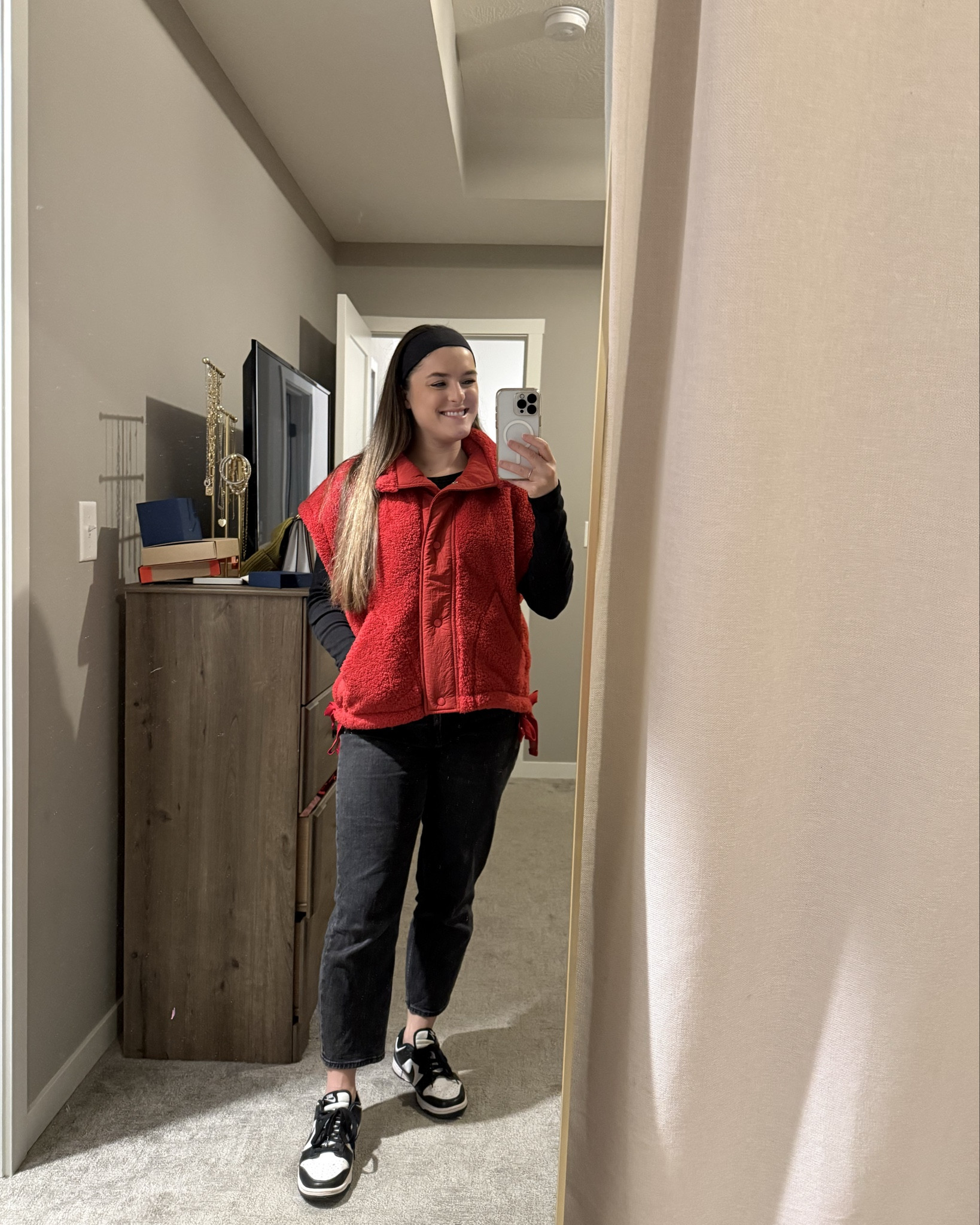 Comfy and easy teacher outfits this week for the first week back after break! 

Everything is true to size!

Look 1:
Free people red Sherpa vest- xs
Black long sleeve tee is a staple and Gap has the best basics!!, Xs

Look 2:
Old navy Sherpa quarter zip- small (could have done xs) 
Sleeves run a little long
Cropped fit
Gold initial necklace- Ana Luisa 

Look 3:
Purple barrel jeans- small petite
Vest is old
White long sleeve tee is another Gap basic, Xs 
Gold necklaces, Ana Luisa 

Look 4:
I did size up one in the pink sweatshirt so it covers my 🍑 all the way. It is made to be more of an oversized tunic length sweatshirt, so it hits at hip length. SO SOFT and definitely want to get more of these from Athleta!!

I wore the New balance 9060 almost everyday because are my go to for a comfy but cute sneaker! Size 7
Nike dunks are also true to size, wearing a 7.


Winter outfits, winter fashion, mom outfits, over 30 style, casual outfits, layers, basics, women’s winter outfits, comfy tennis shoes, nike dunks, long sleeve tee 

#LTKPetite #LTKootd #LTKFindsUnder100