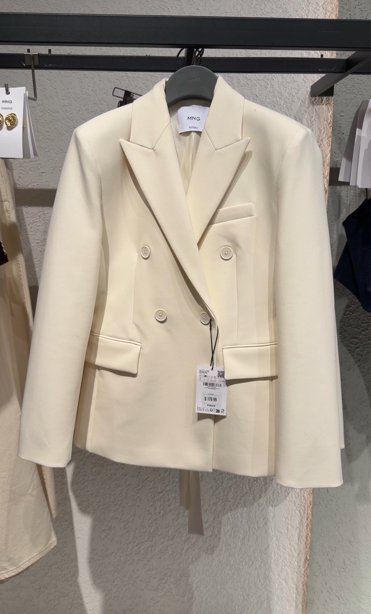I stopped by Mango and could not get enough of this double-breasted blazer. Ladies… this is IT.

Such a chic spring closet staple that instantly makes any outfit feel more elevated , think :  jeans, trousers, dresses, everything.

Linking this one for you + a few similar options 🤍

Mango blazer • spring closet staple • double-breasted blazer • spring outfits • elevated basics • blazer outfit • chic spring style

#LTKdayinmylife #LTKgrwm #LTKootd
